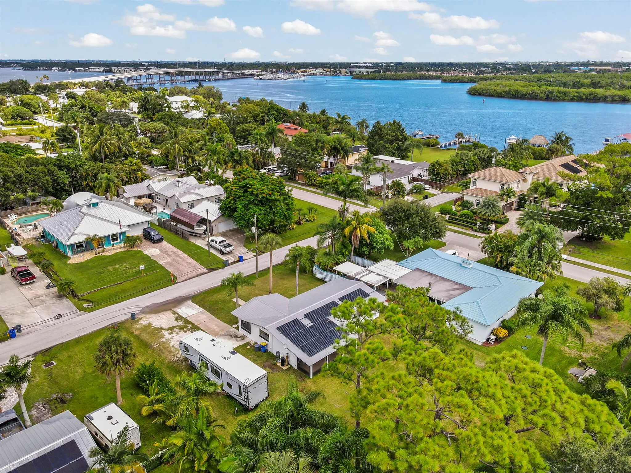 872 SW 30th Street