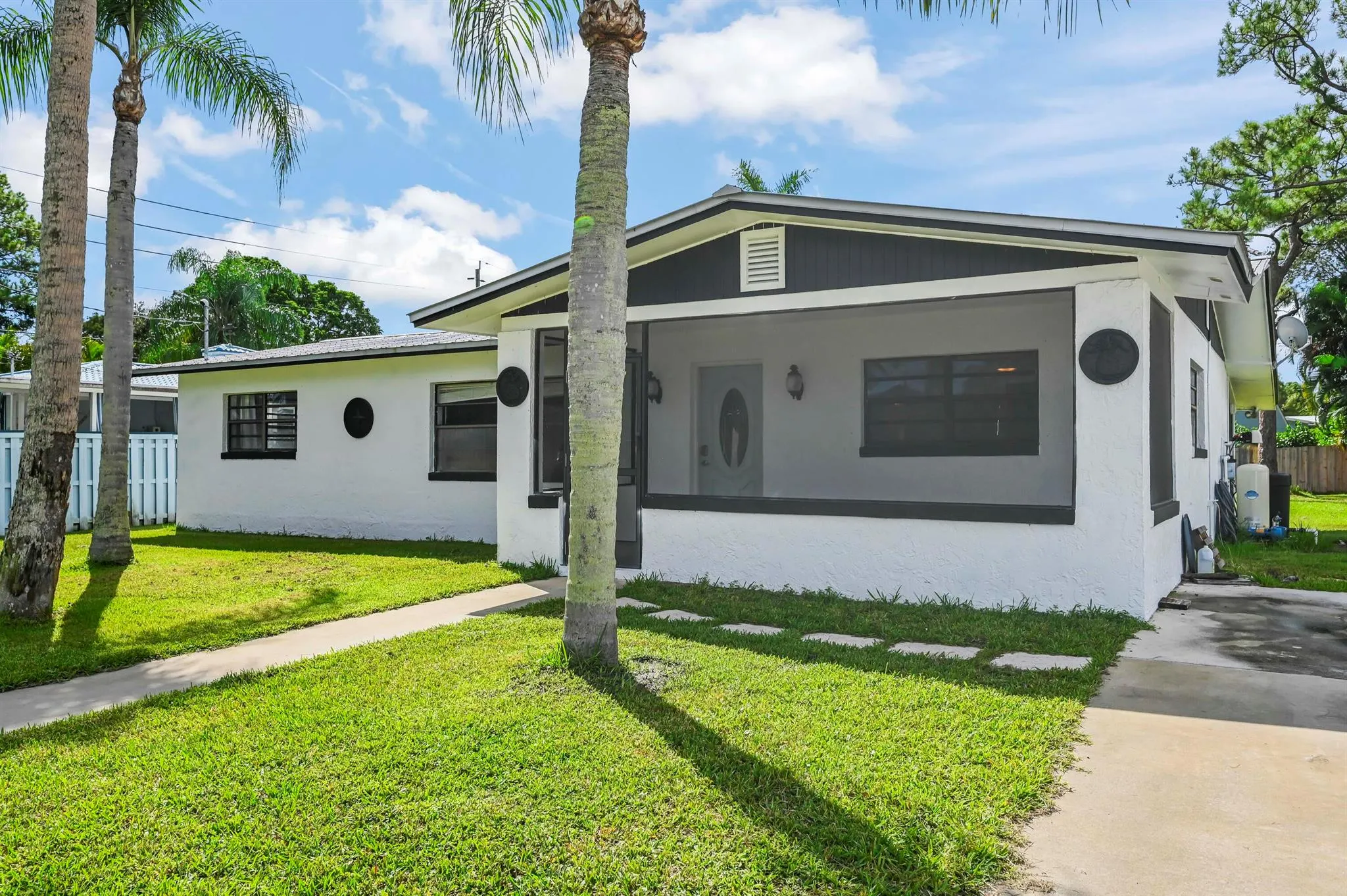 872 SW 30th Street