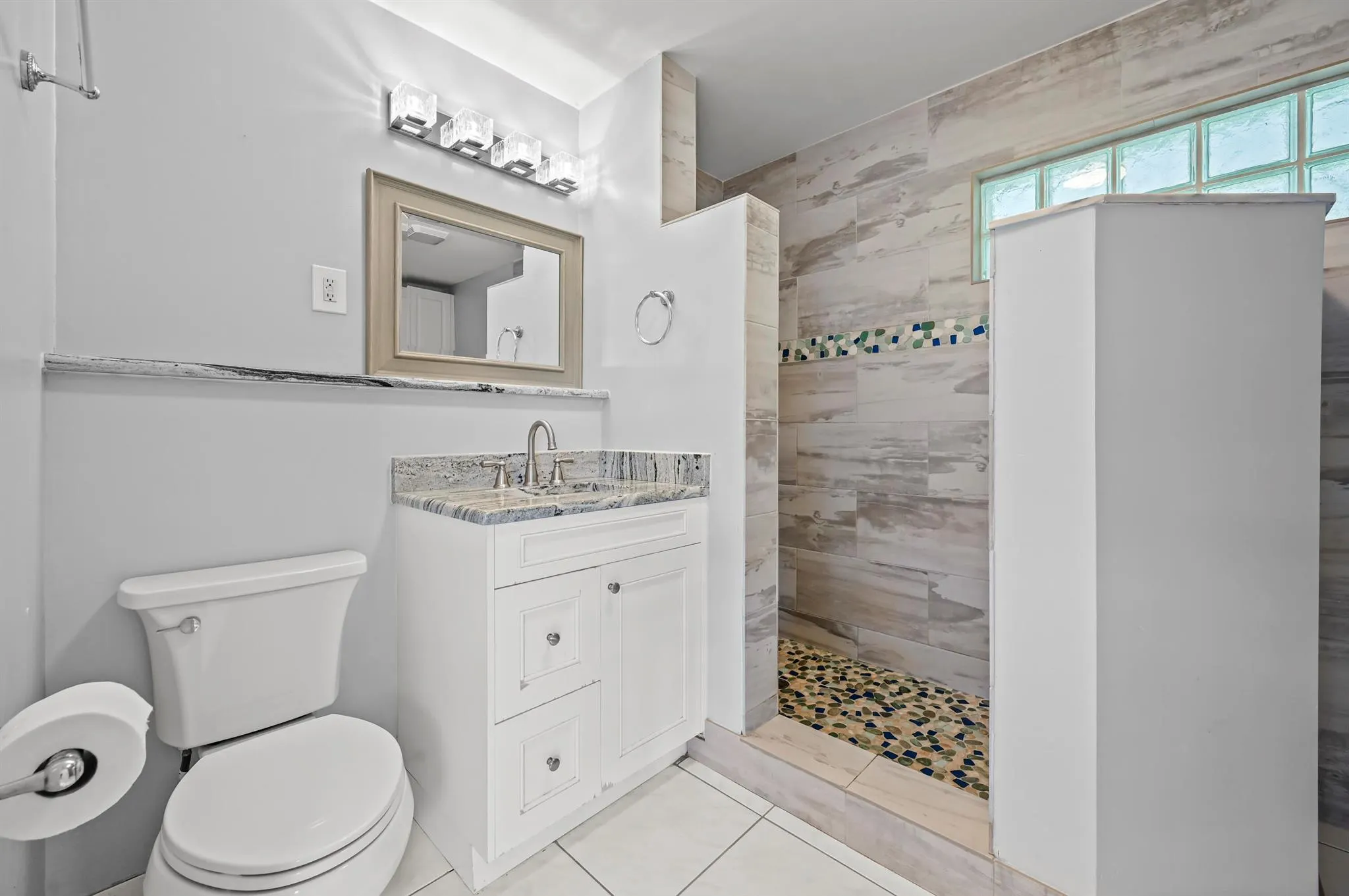872 SW 30th Street
