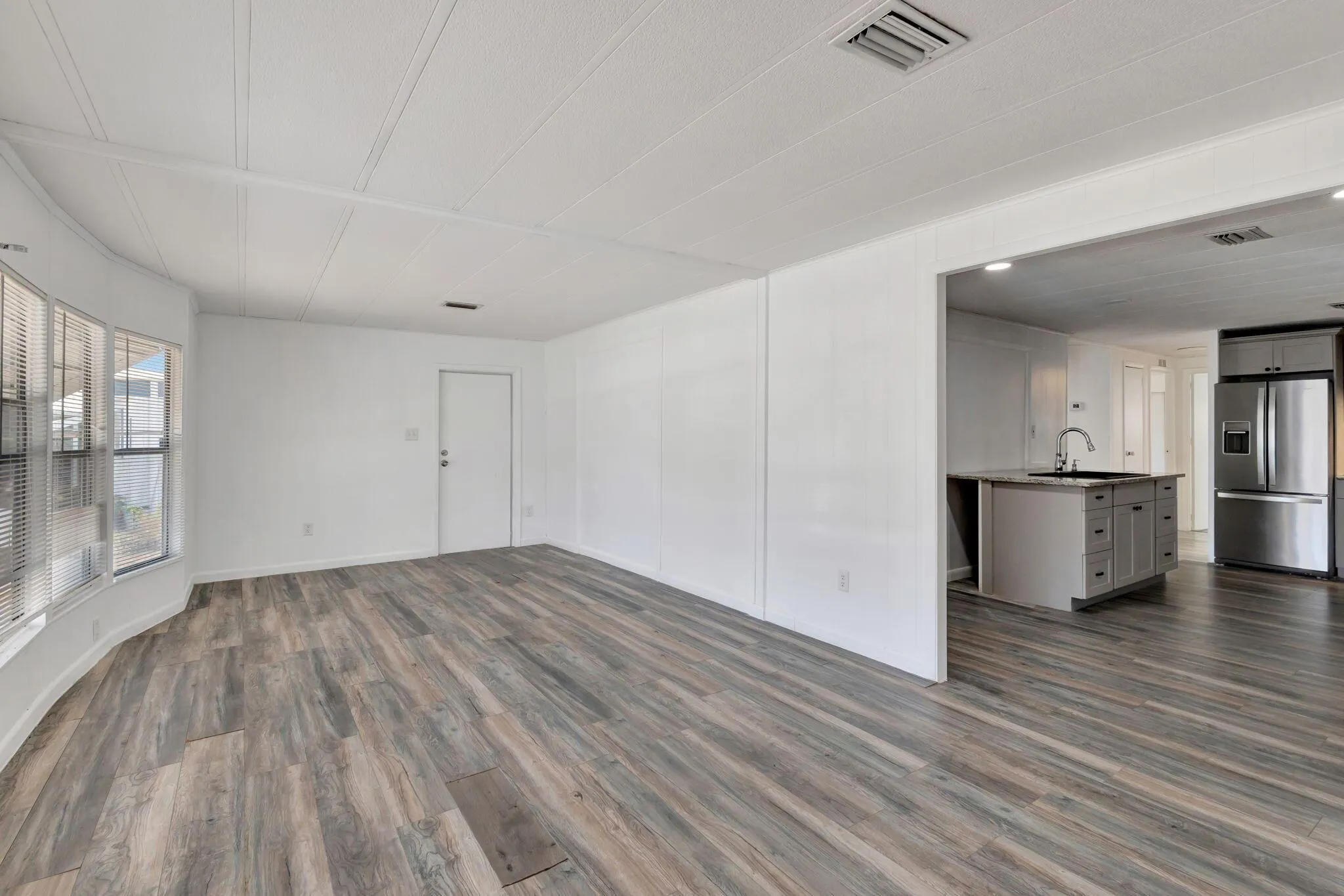 4072 74th Street N, #395
