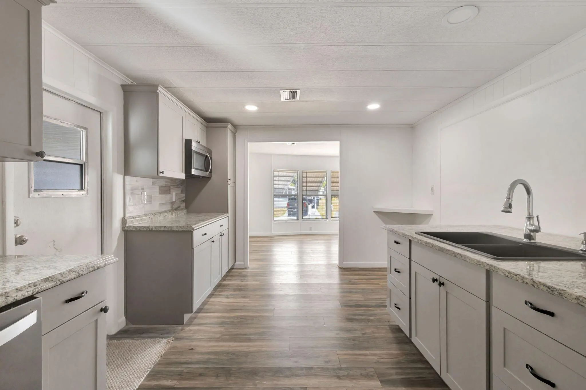 4072 74th Street N, #395