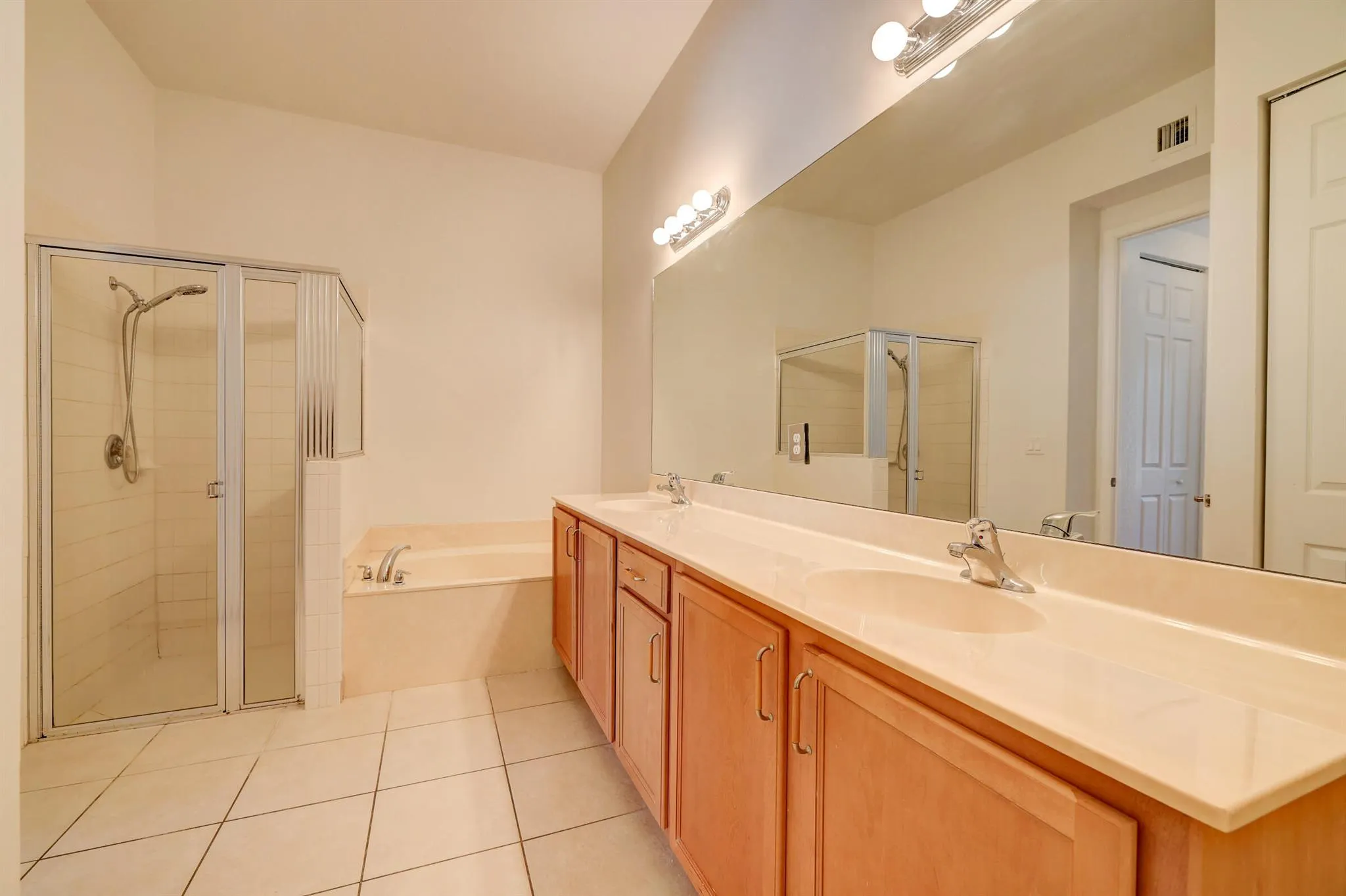 10560 SW Stephanie Way, #1102