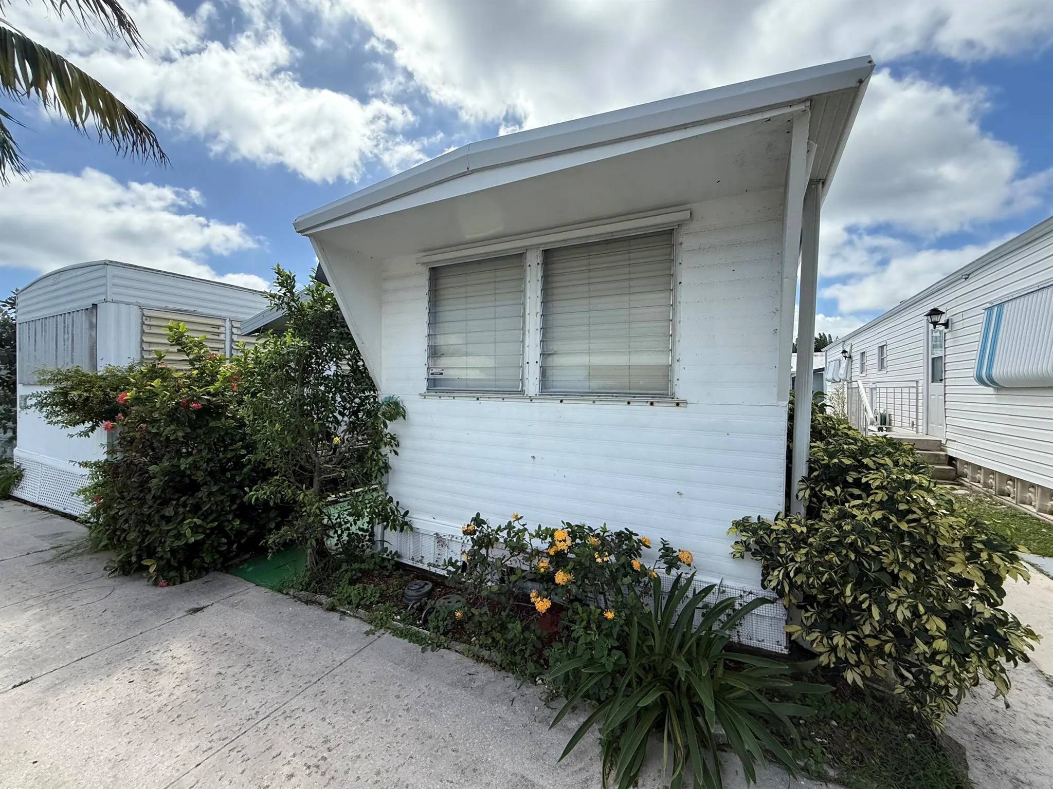29 Cordova Avenue, #L