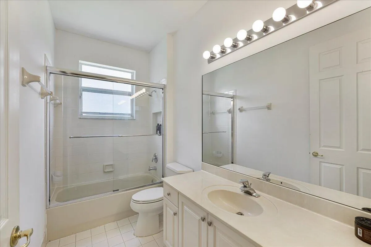 19059 Skyridge Circle