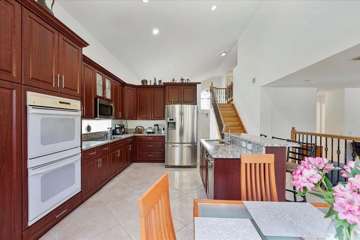 19059 Skyridge Circle