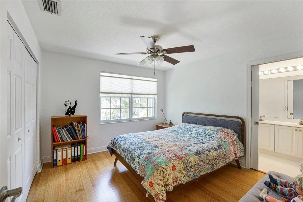 19059 Skyridge Circle
