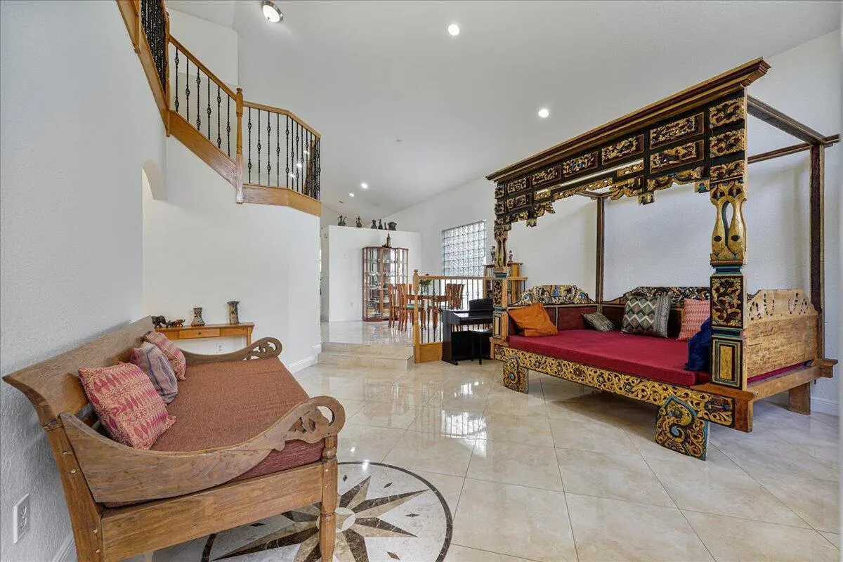 19059 Skyridge Circle