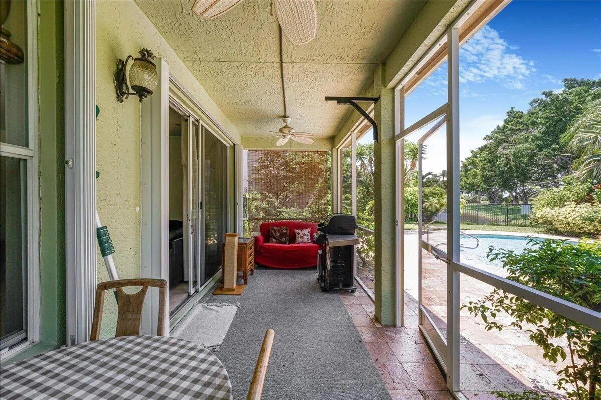 19059 Skyridge Circle