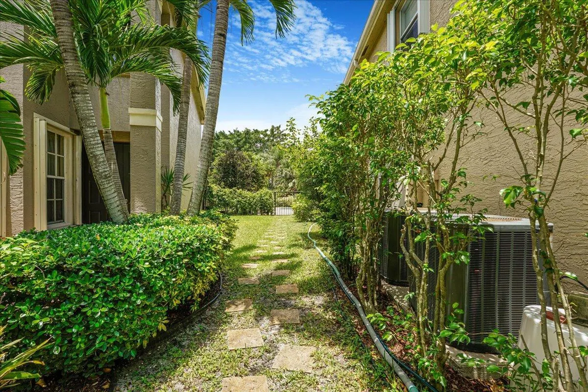 19059 Skyridge Circle