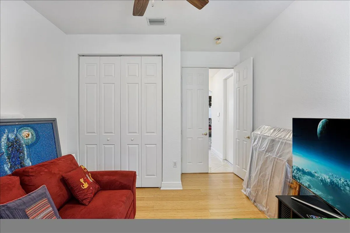 19059 Skyridge Circle