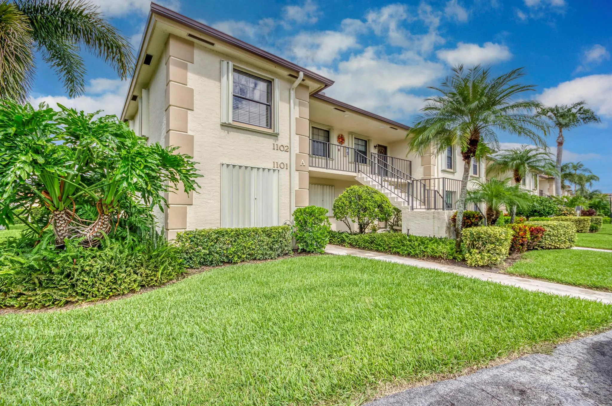 1102 Pinecrest Circle, #A