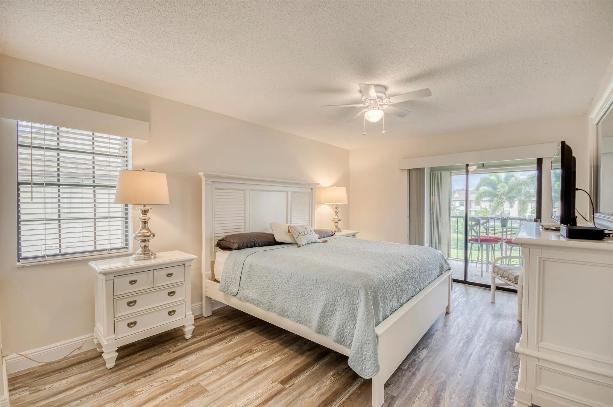 1102 Pinecrest Circle, #A