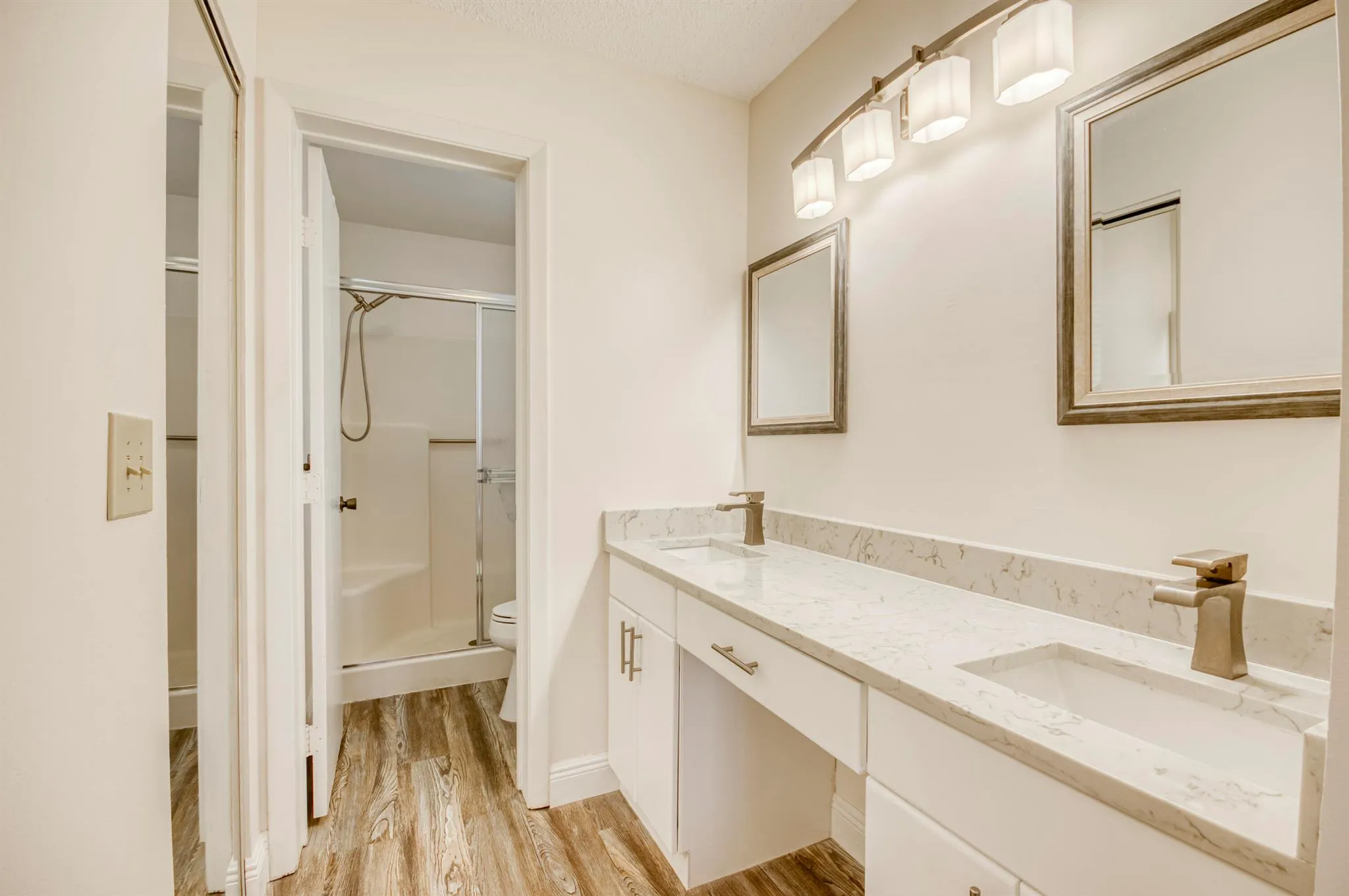 1102 Pinecrest Circle, #A