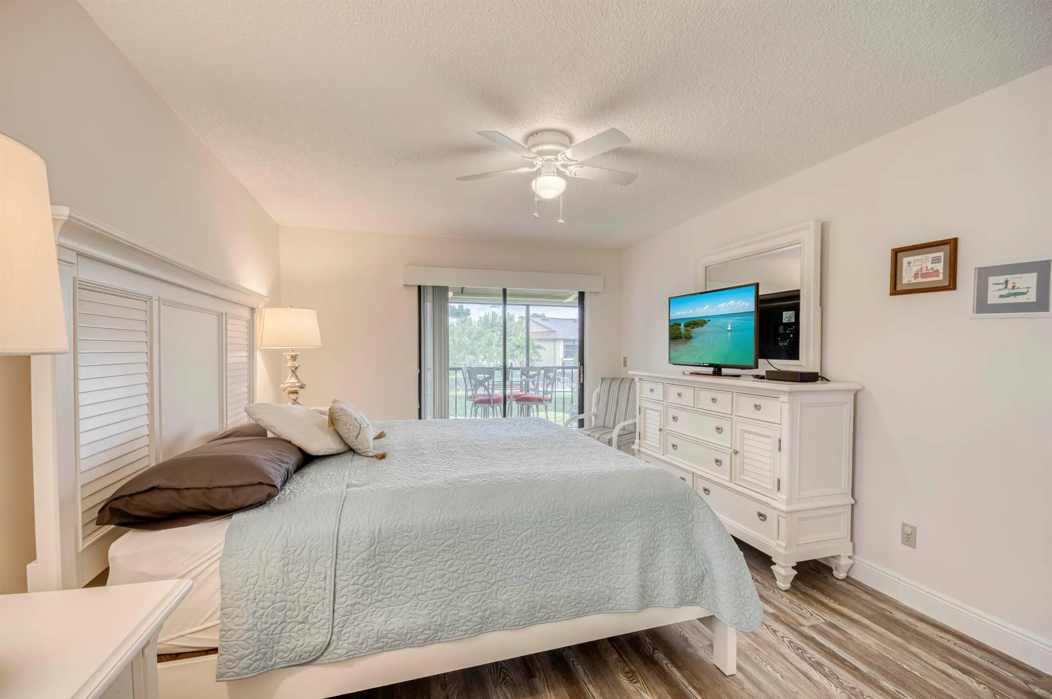 1102 Pinecrest Circle, #A