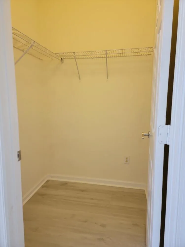 221 Greenwich Circle, #209