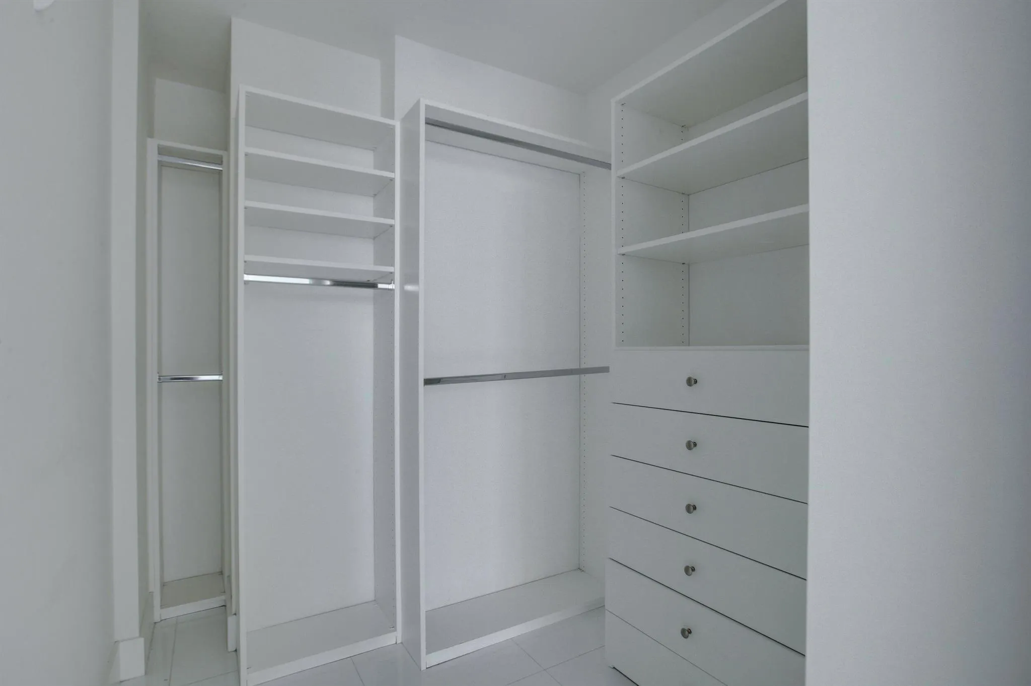 15901 Collins Avenue, #505