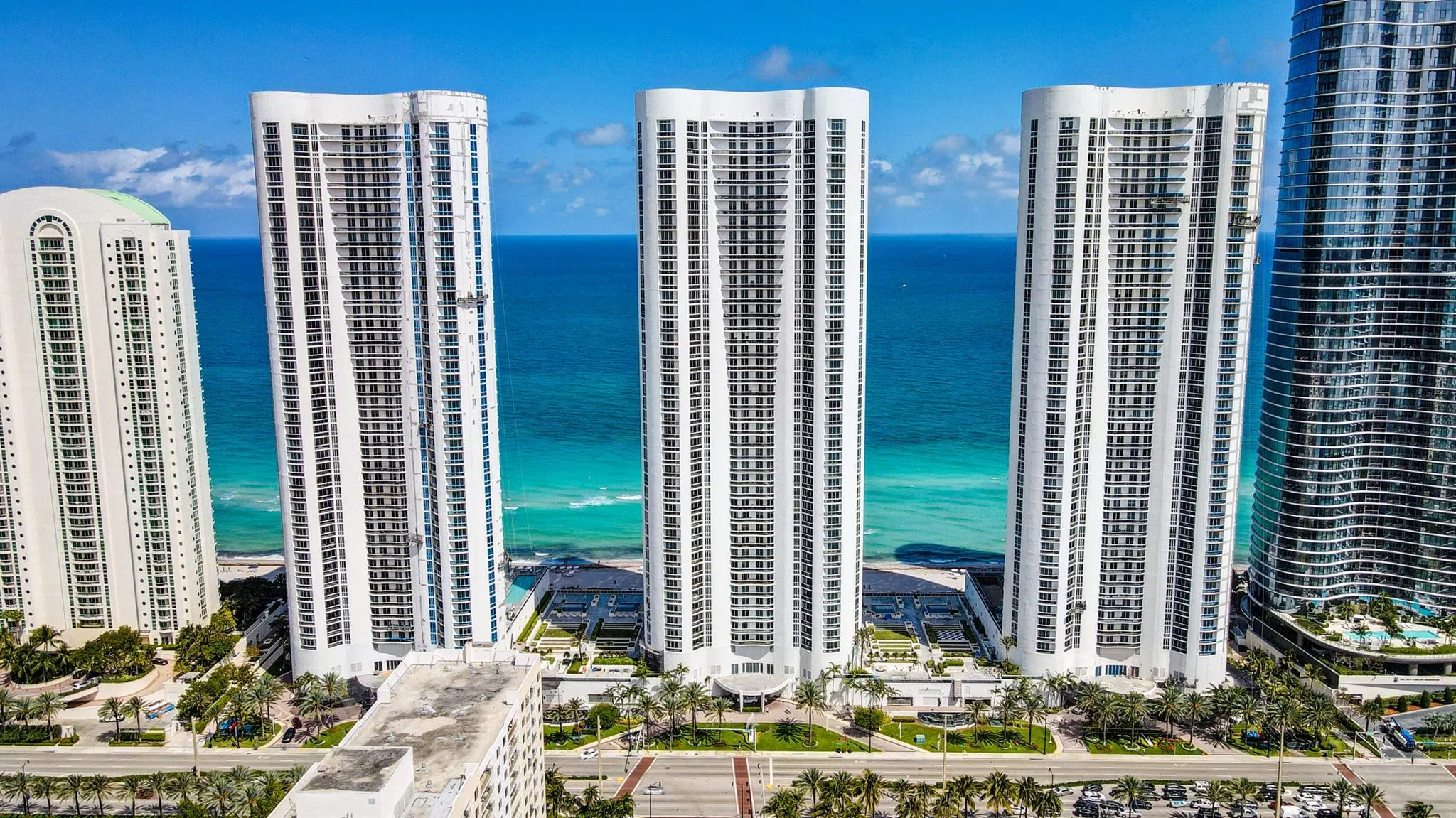 15901 Collins Avenue, #505