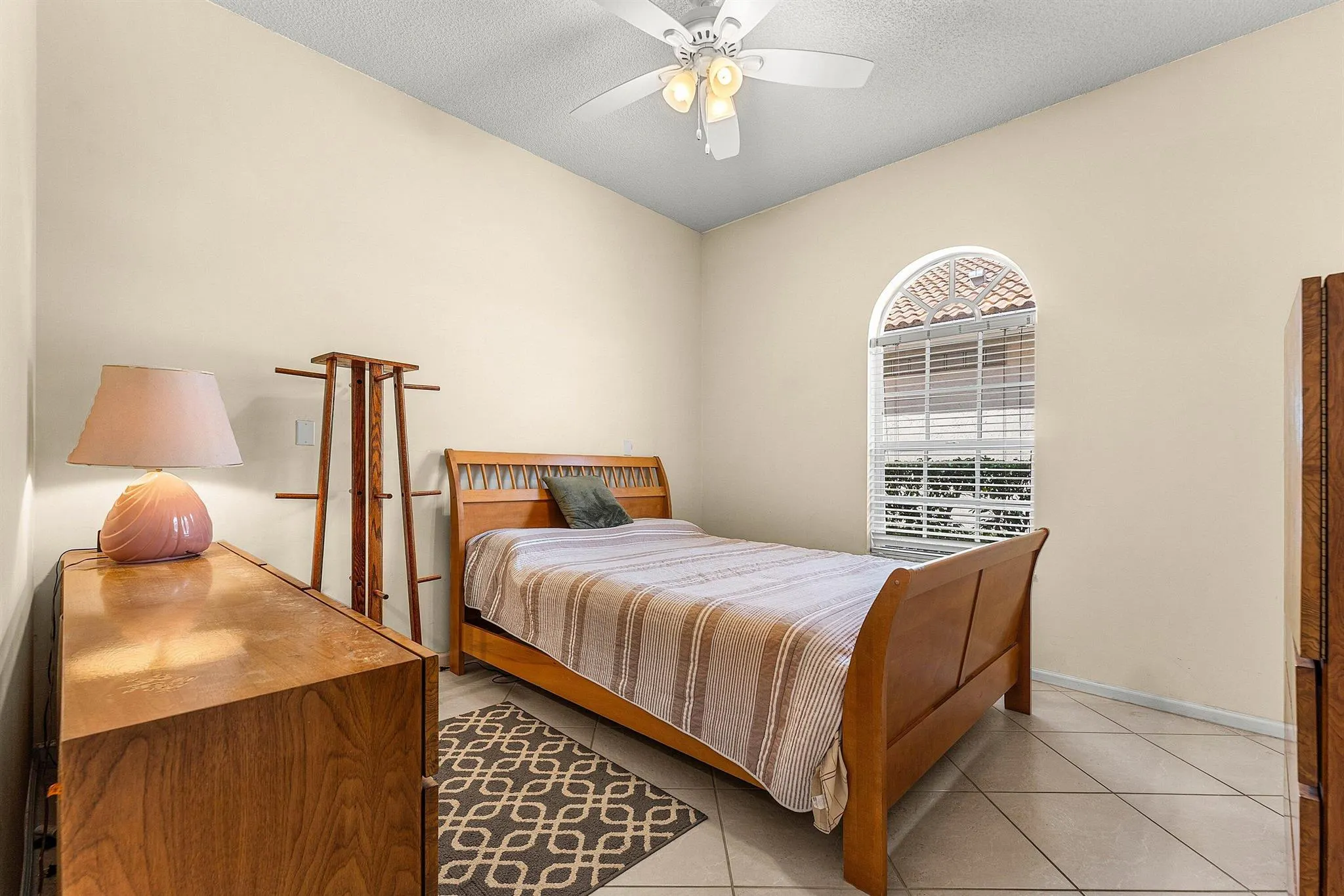 10654 Greenbriar Villa Drive