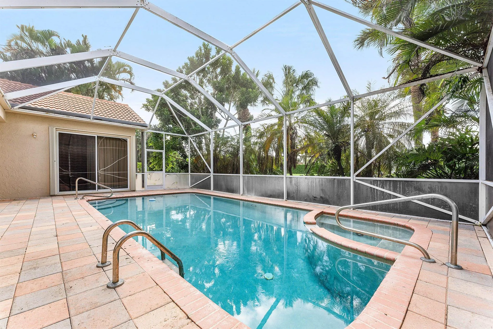 10654 Greenbriar Villa Drive