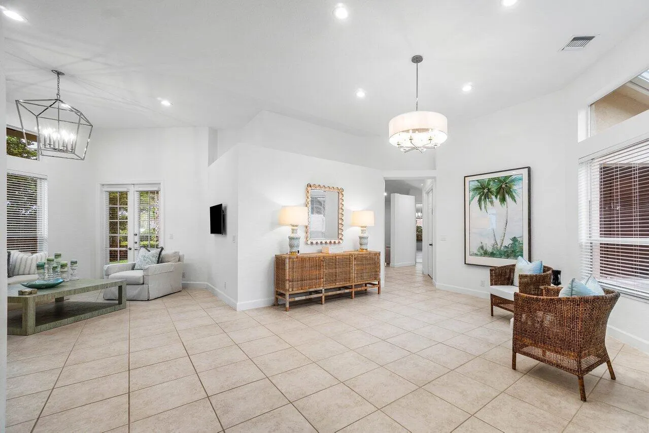 116 Victoria Bay Court
