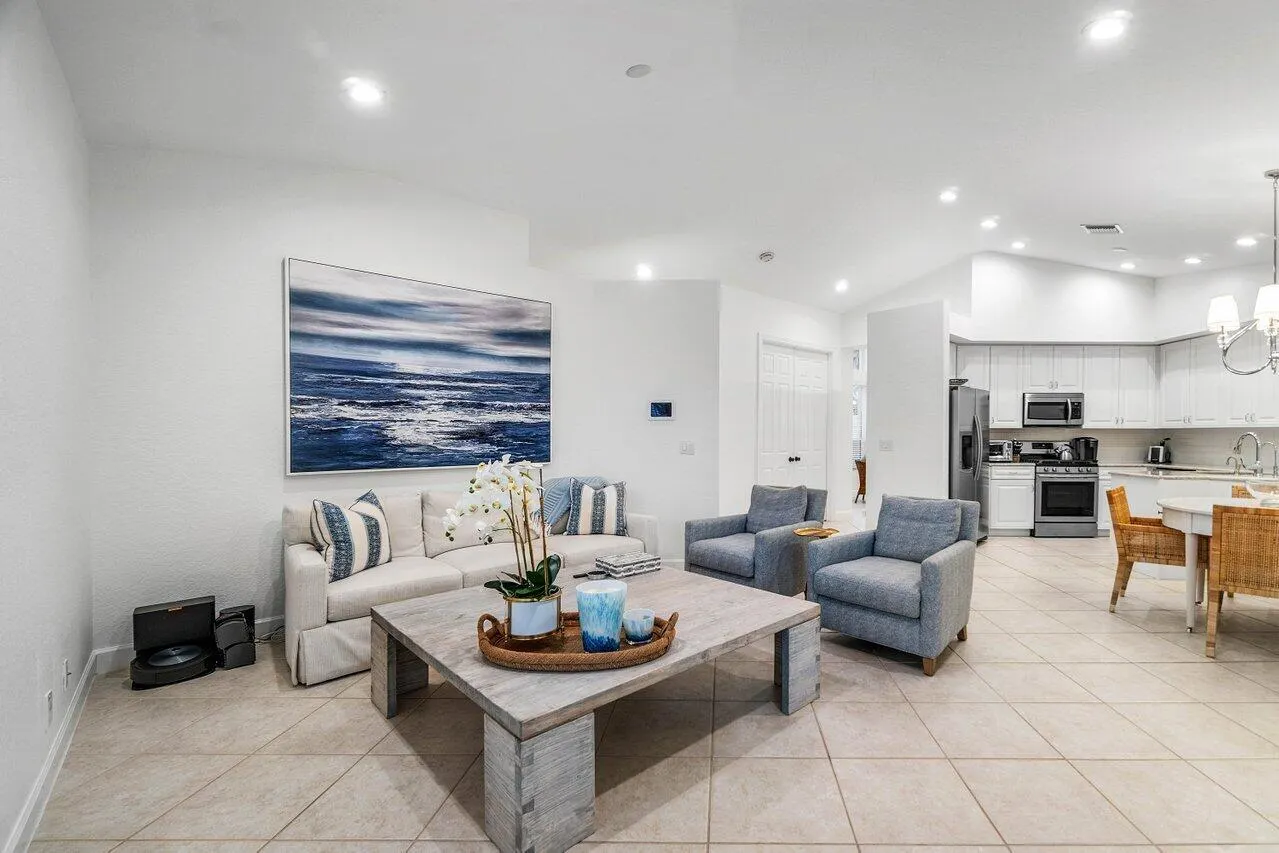 116 Victoria Bay Court