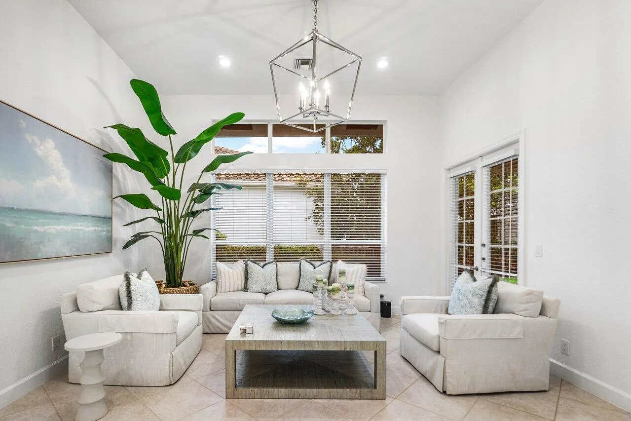 116 Victoria Bay Court