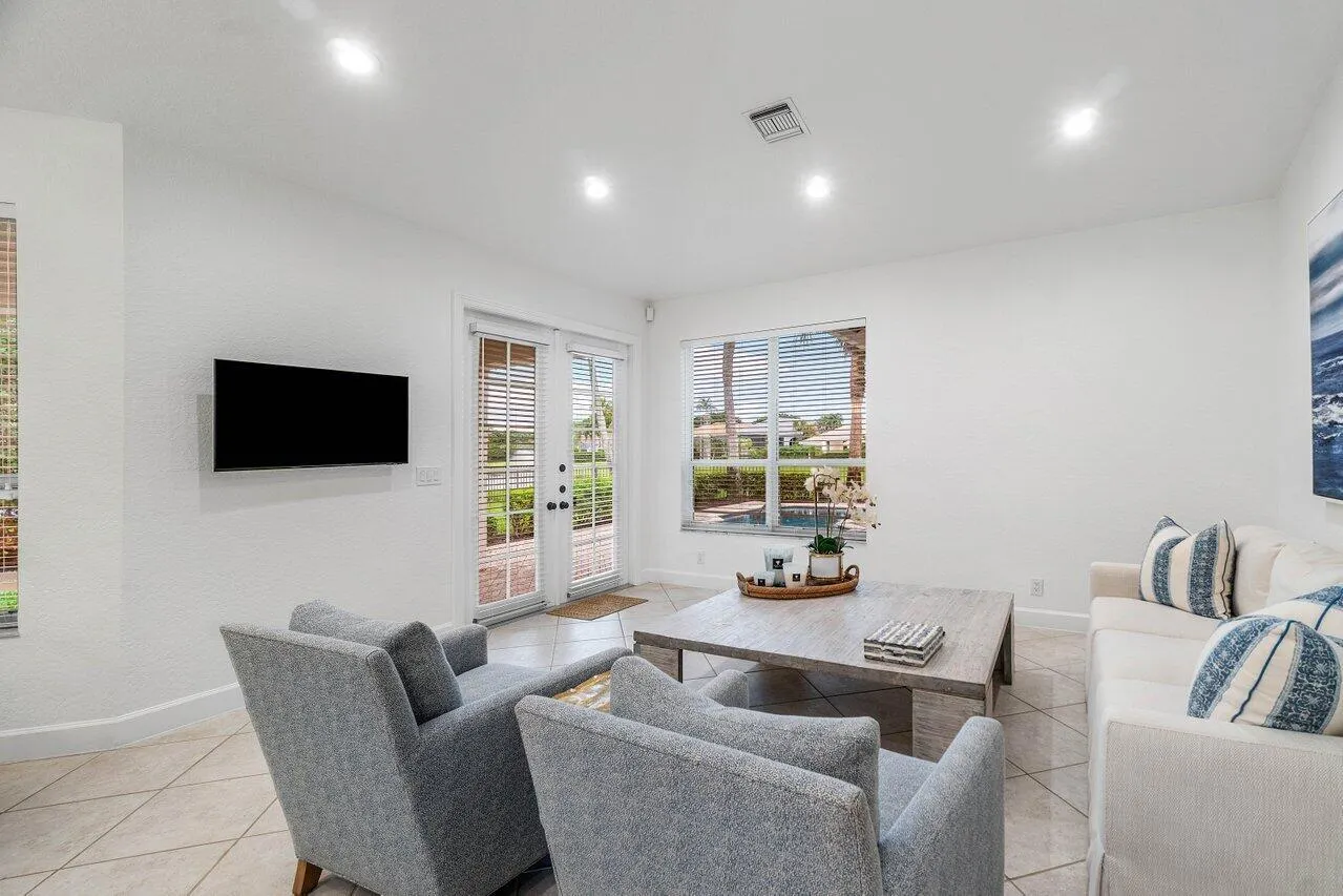 116 Victoria Bay Court