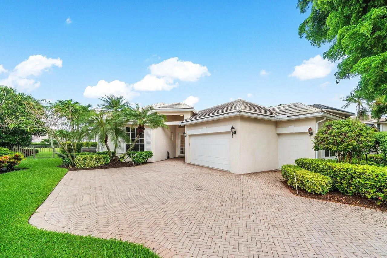 116 Victoria Bay Court