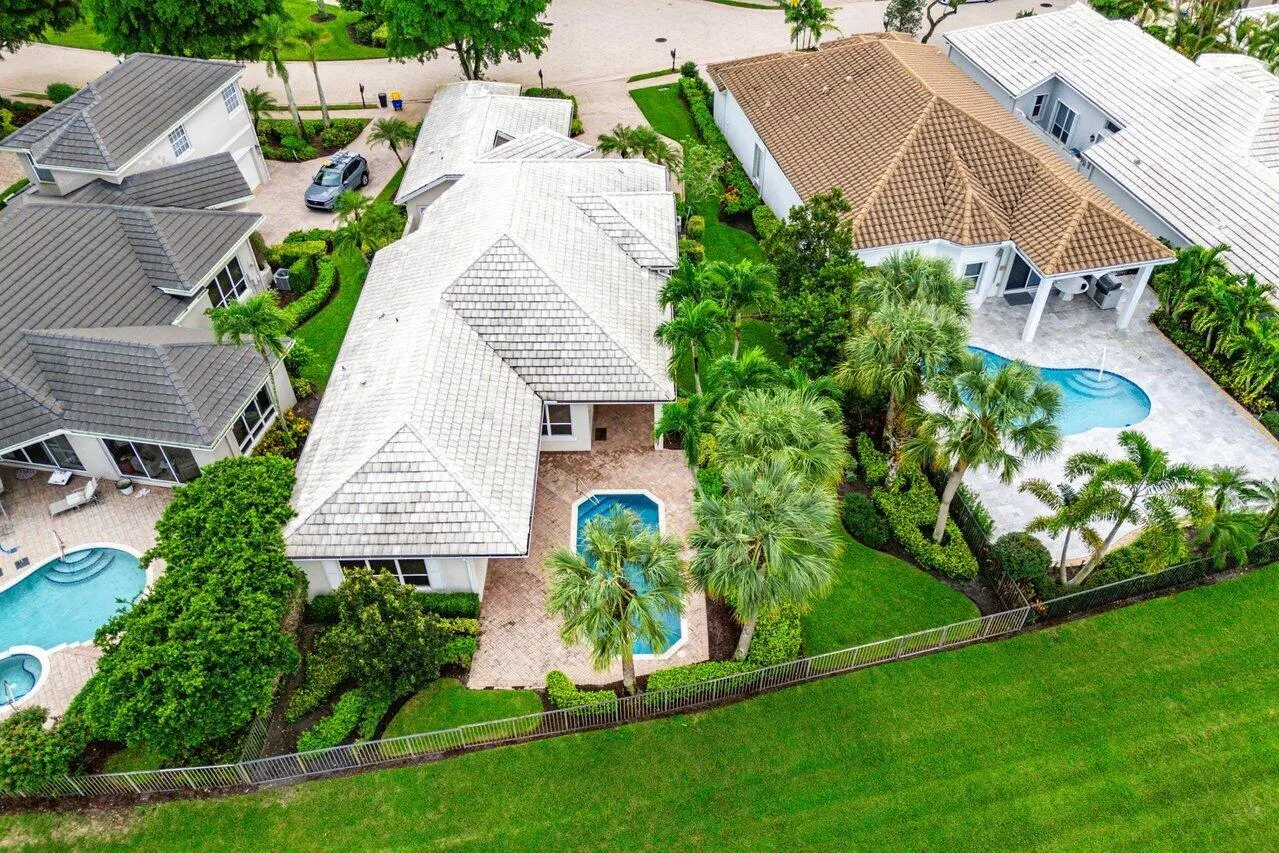 116 Victoria Bay Court