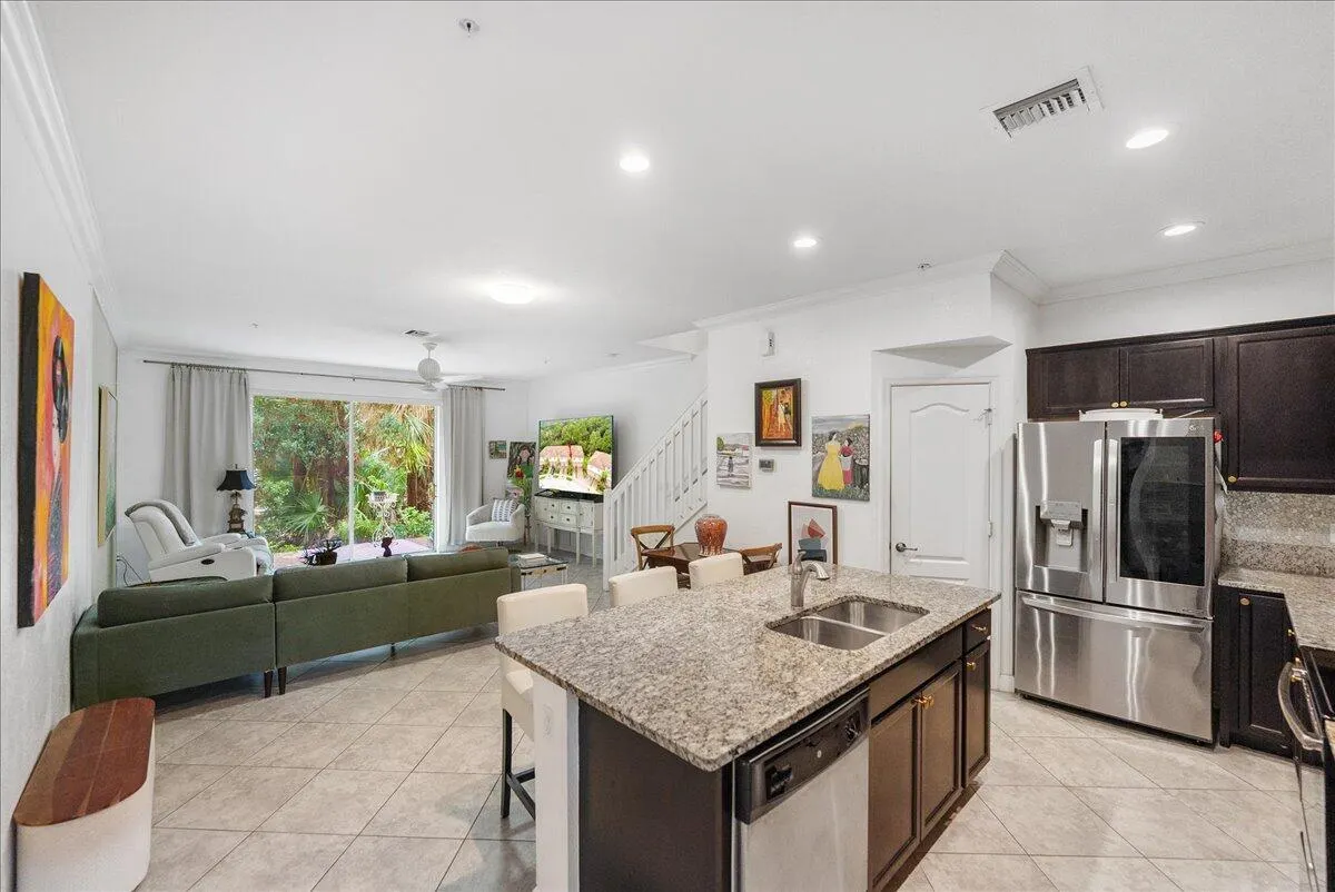 9686 SW Purple Martin Way