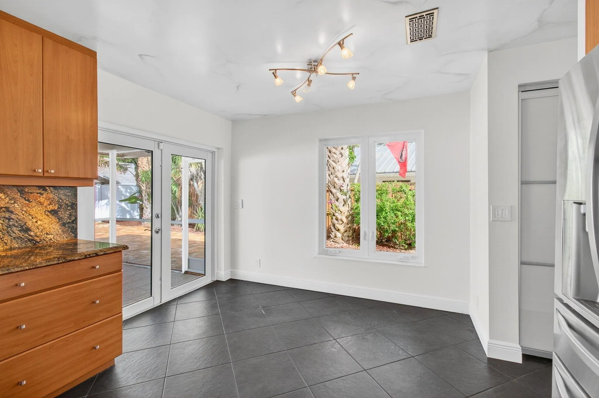 17350 Spring Tree Lane