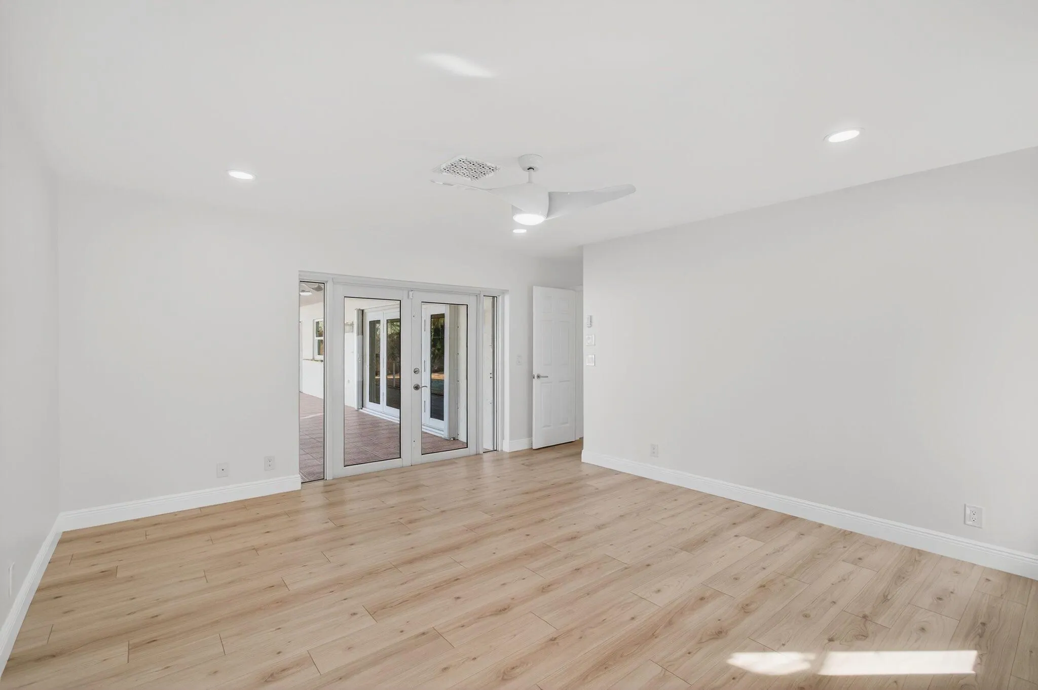 17350 Spring Tree Lane