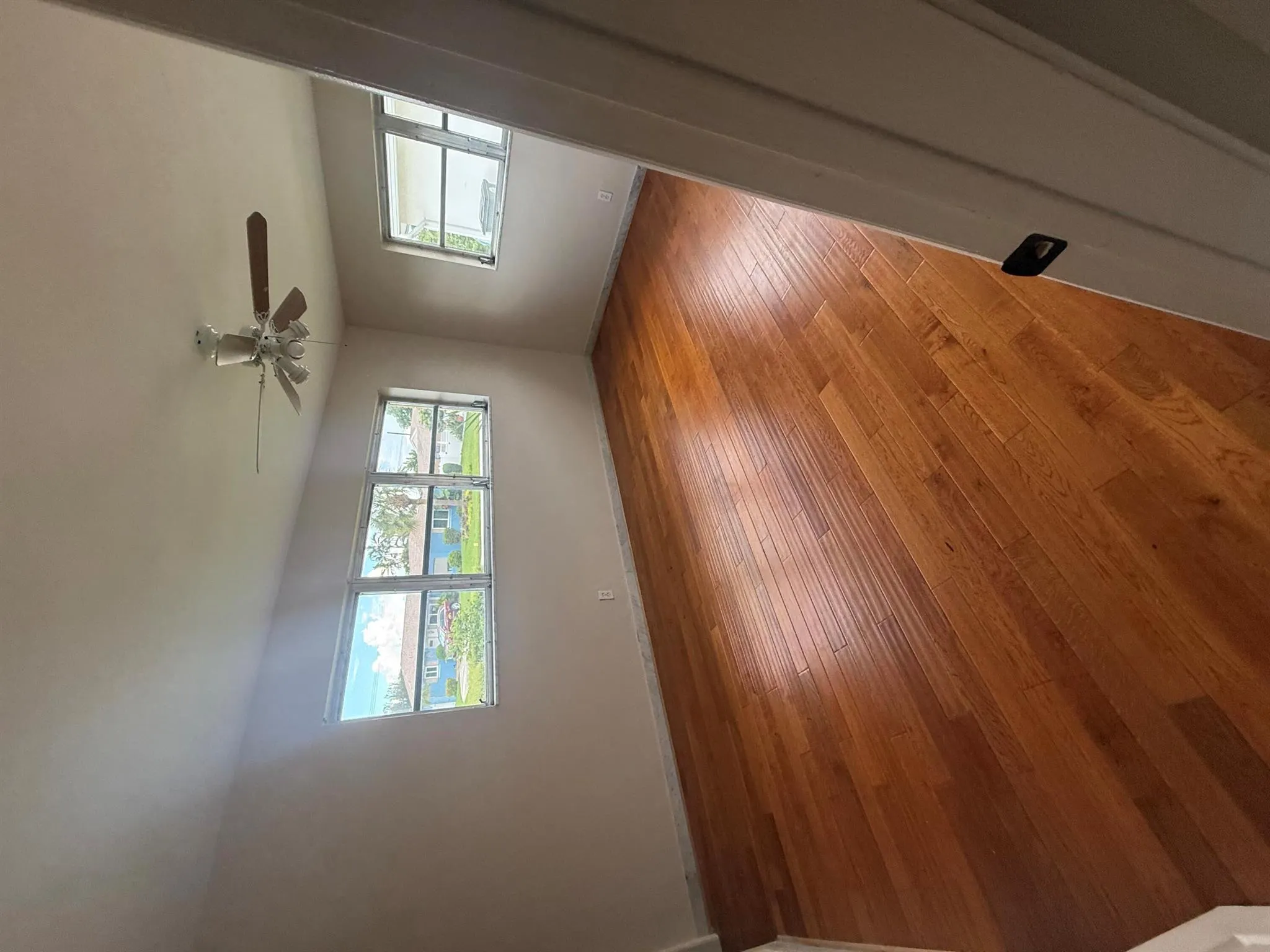 300 NE 31st Street