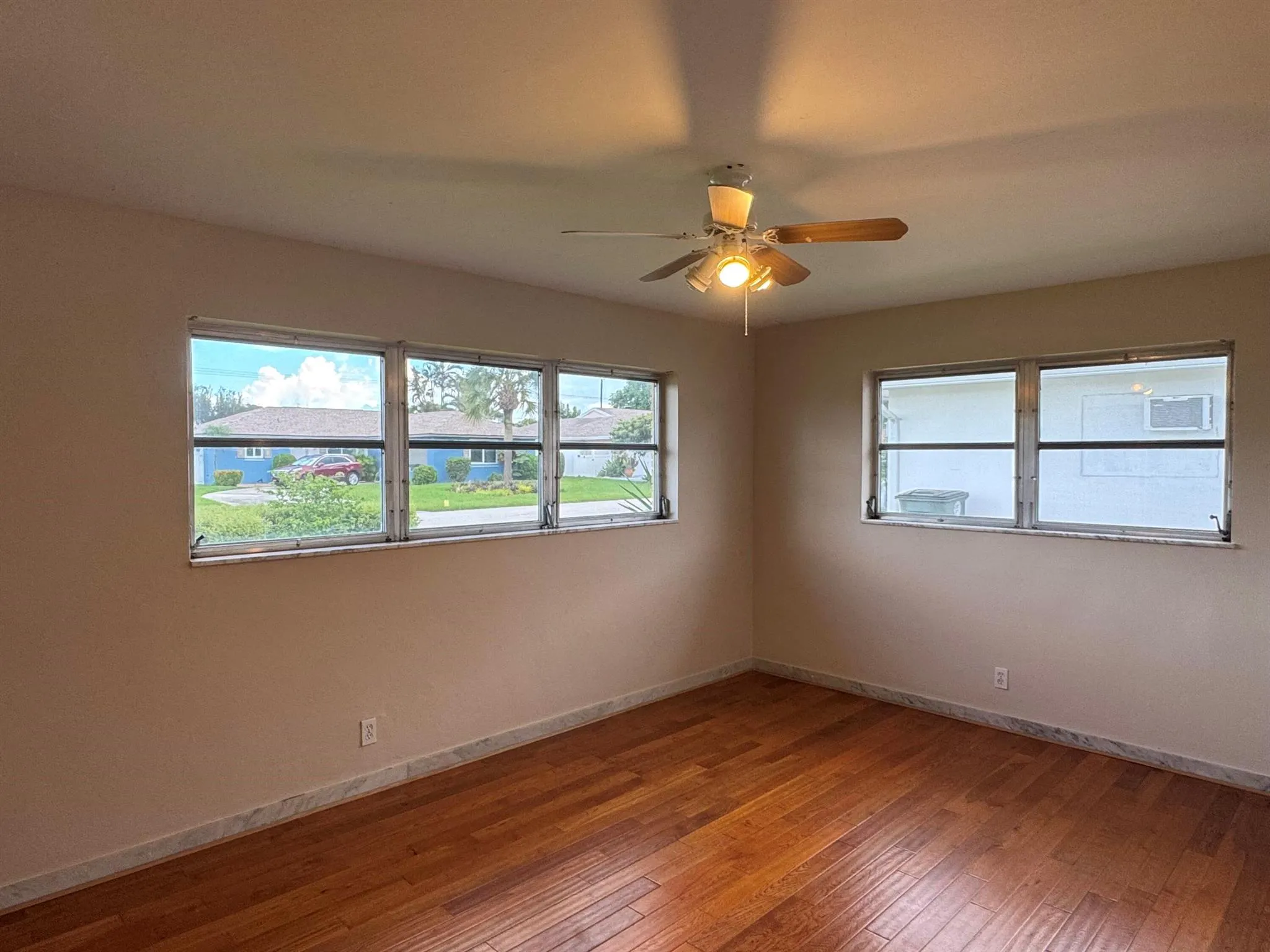 300 NE 31st Street