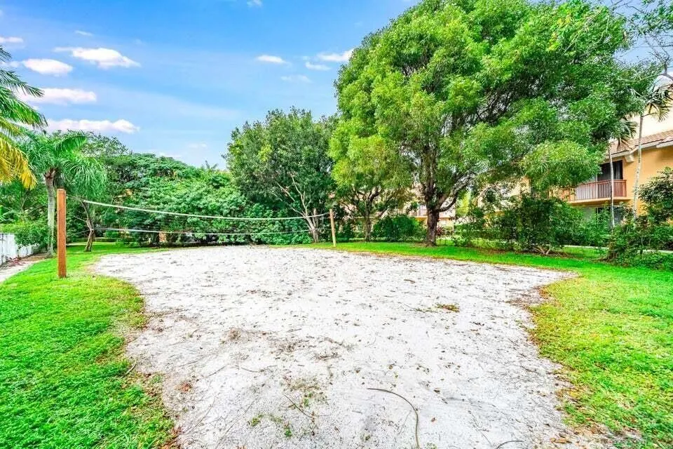1275 Crystal Way, #K