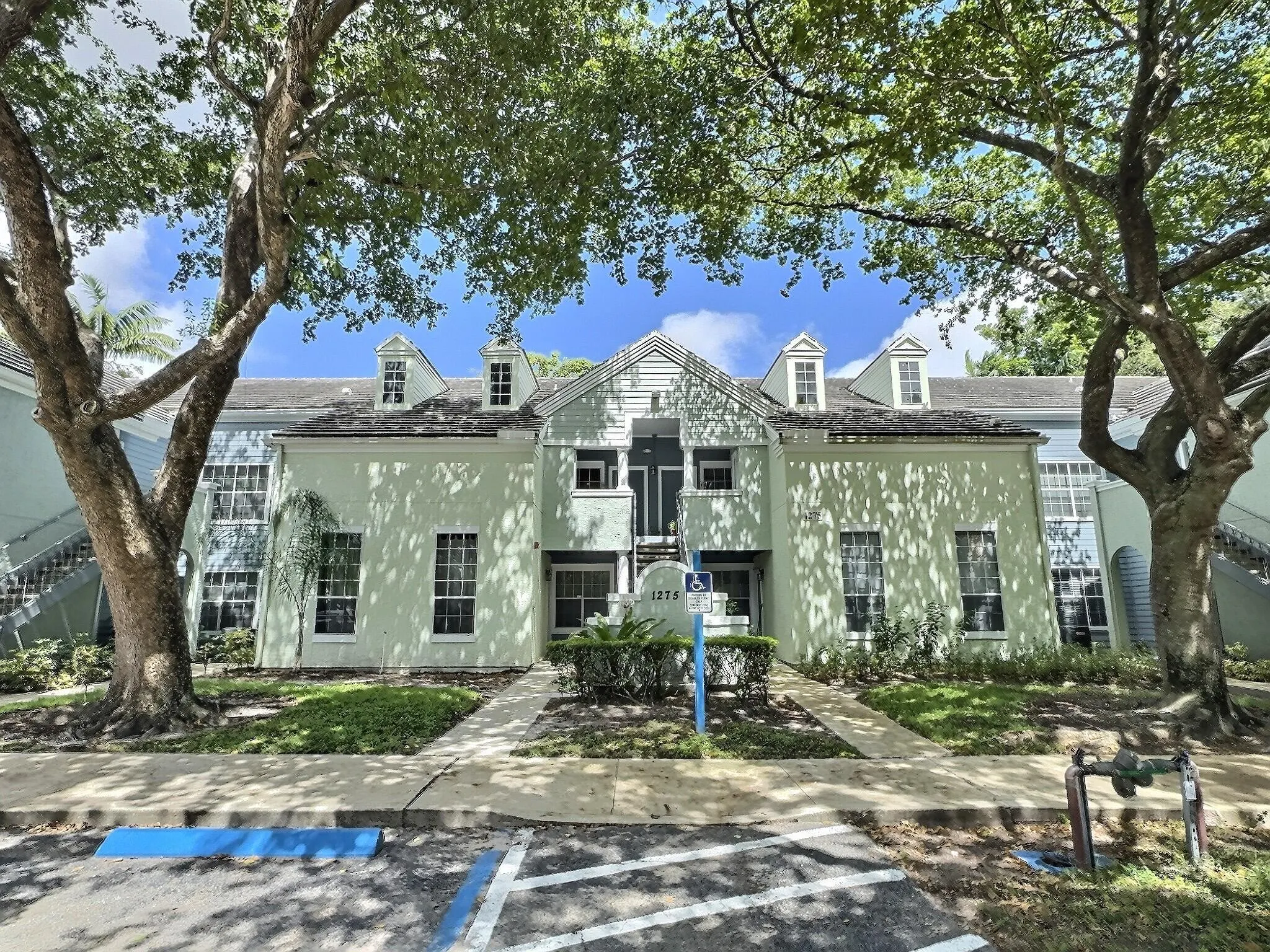 1275 Crystal Way, #K