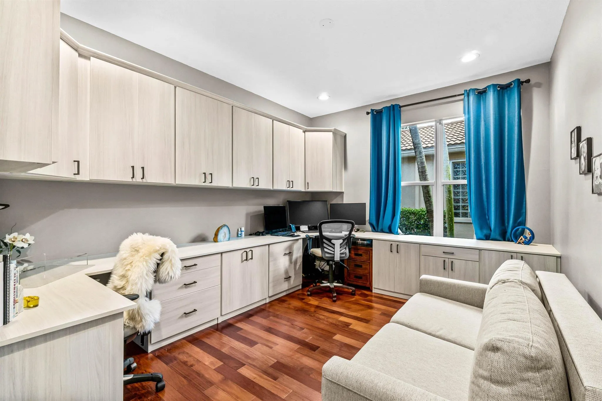 7339 Greenport Cove