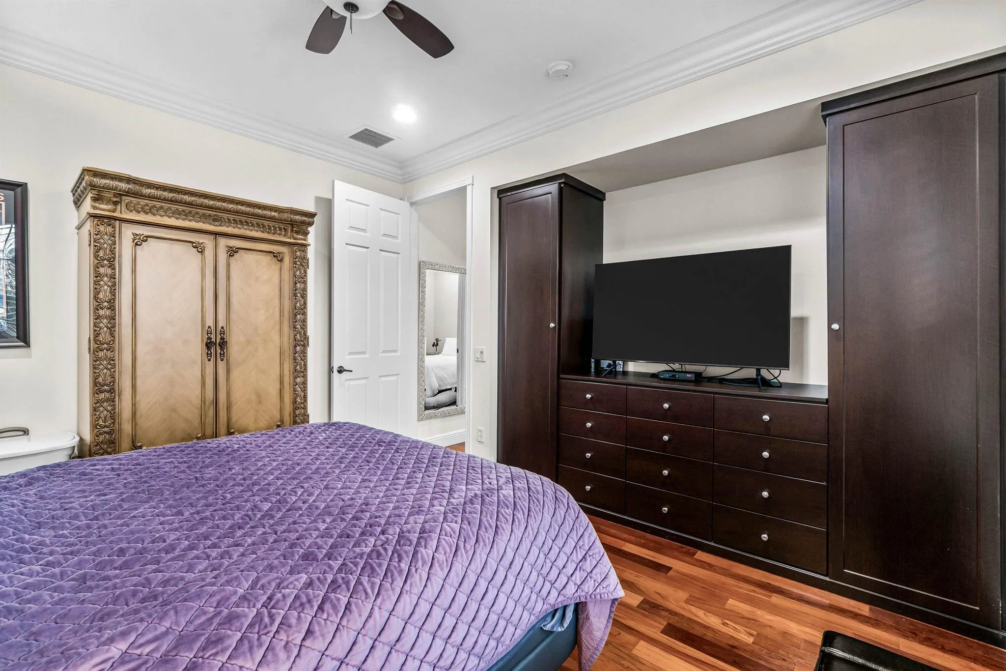 7339 Greenport Cove