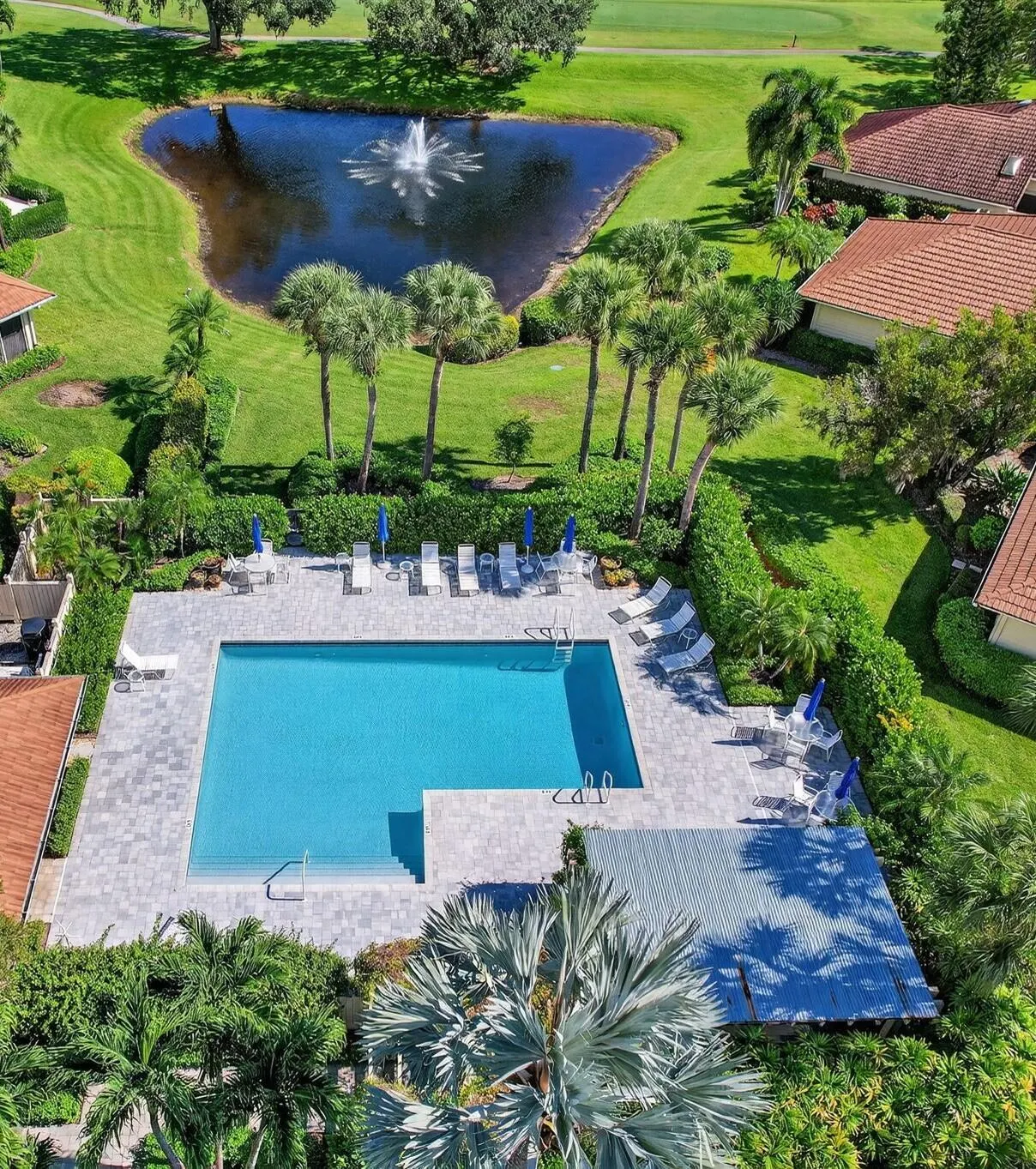7036 SE Winged Foot Drive