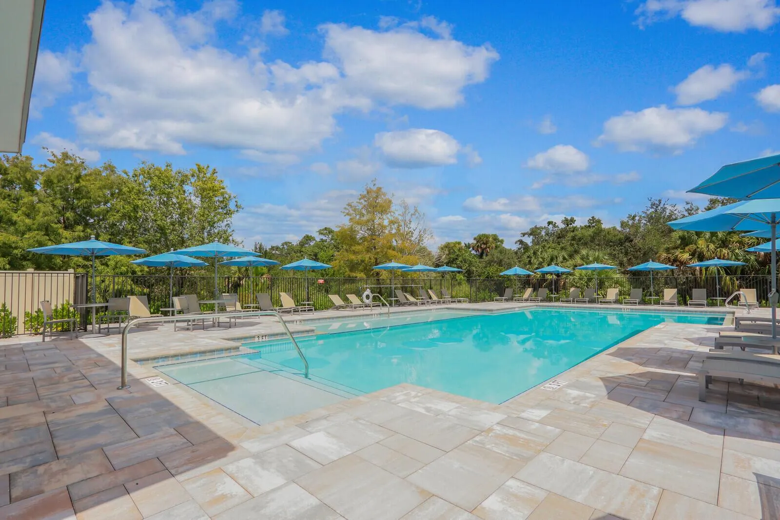 287 SW Sally Way