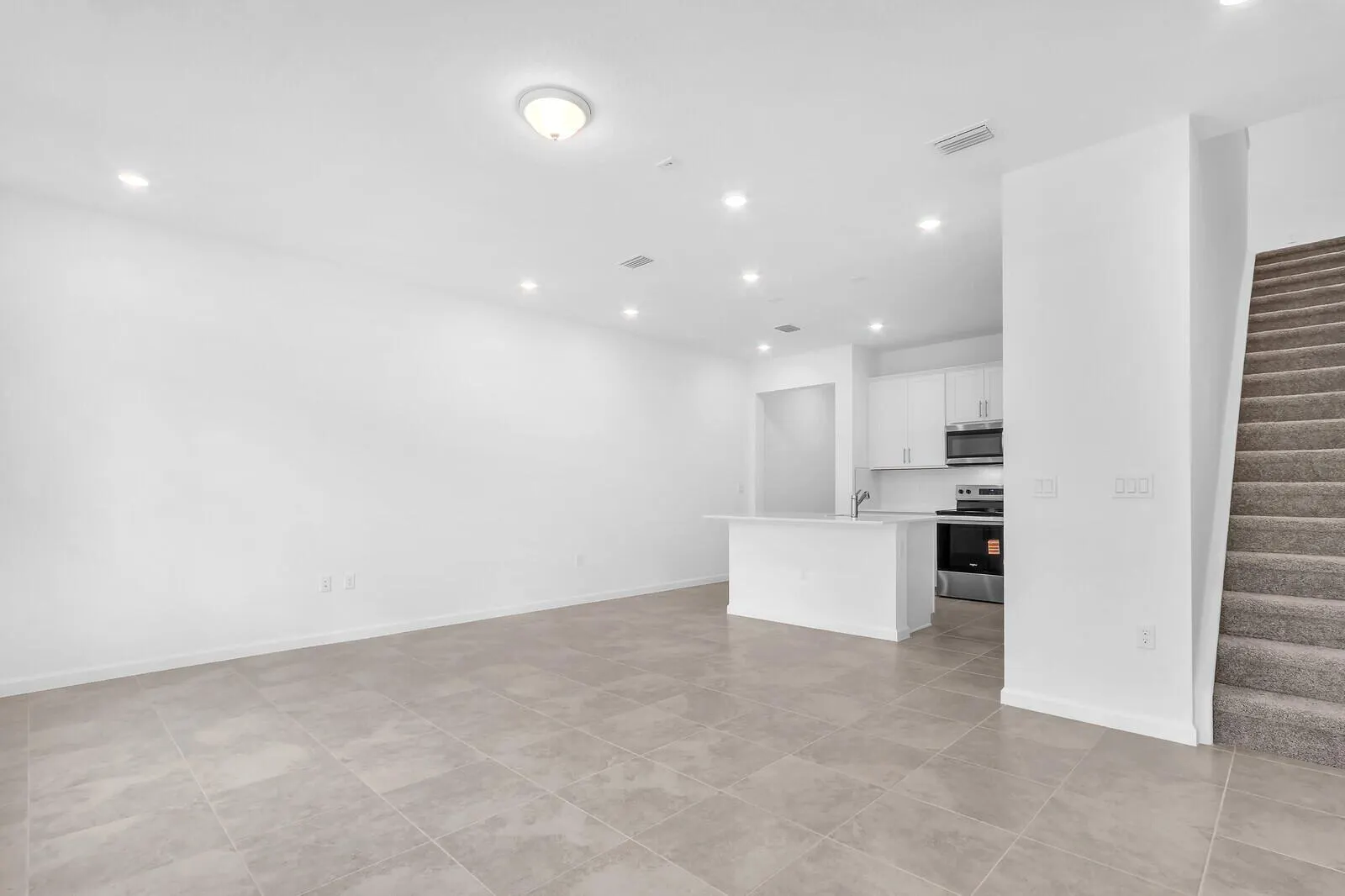 287 SW Sally Way