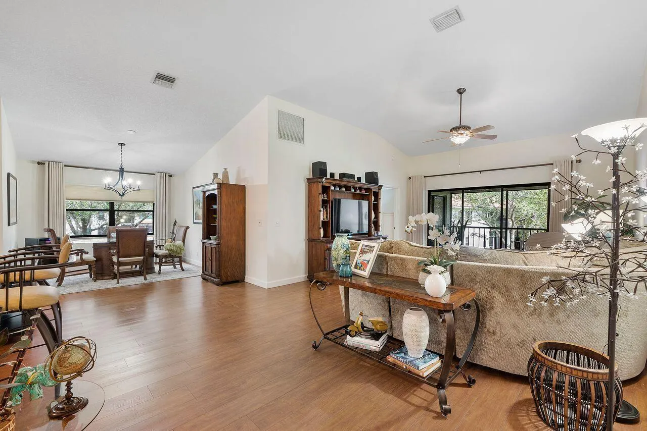 9748 Pavarotti Terrace, #201