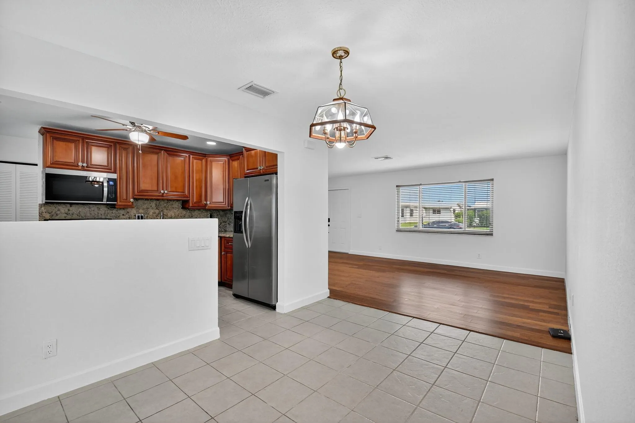 1987 Campanelli Boulevard