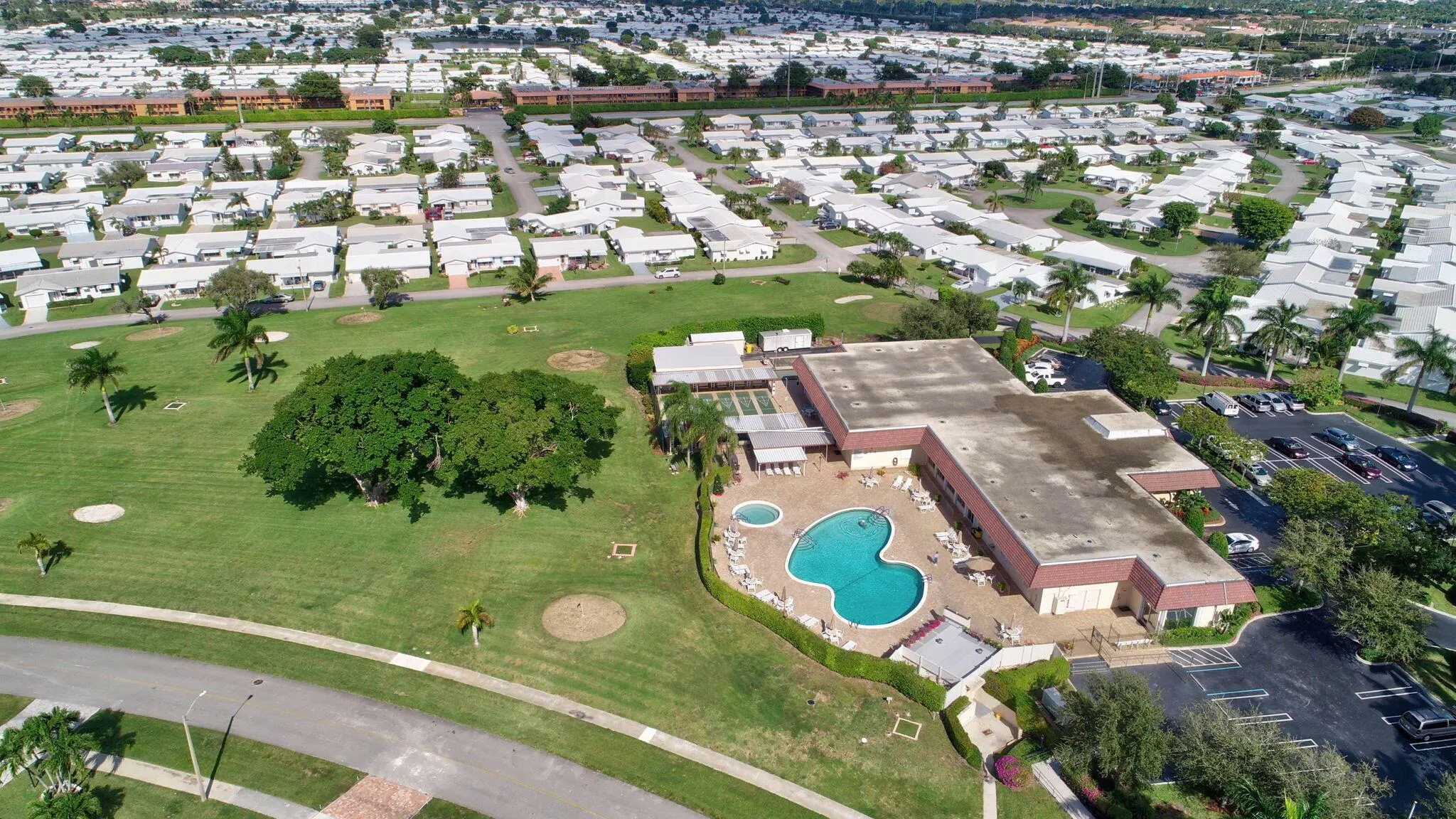 1987 Campanelli Boulevard