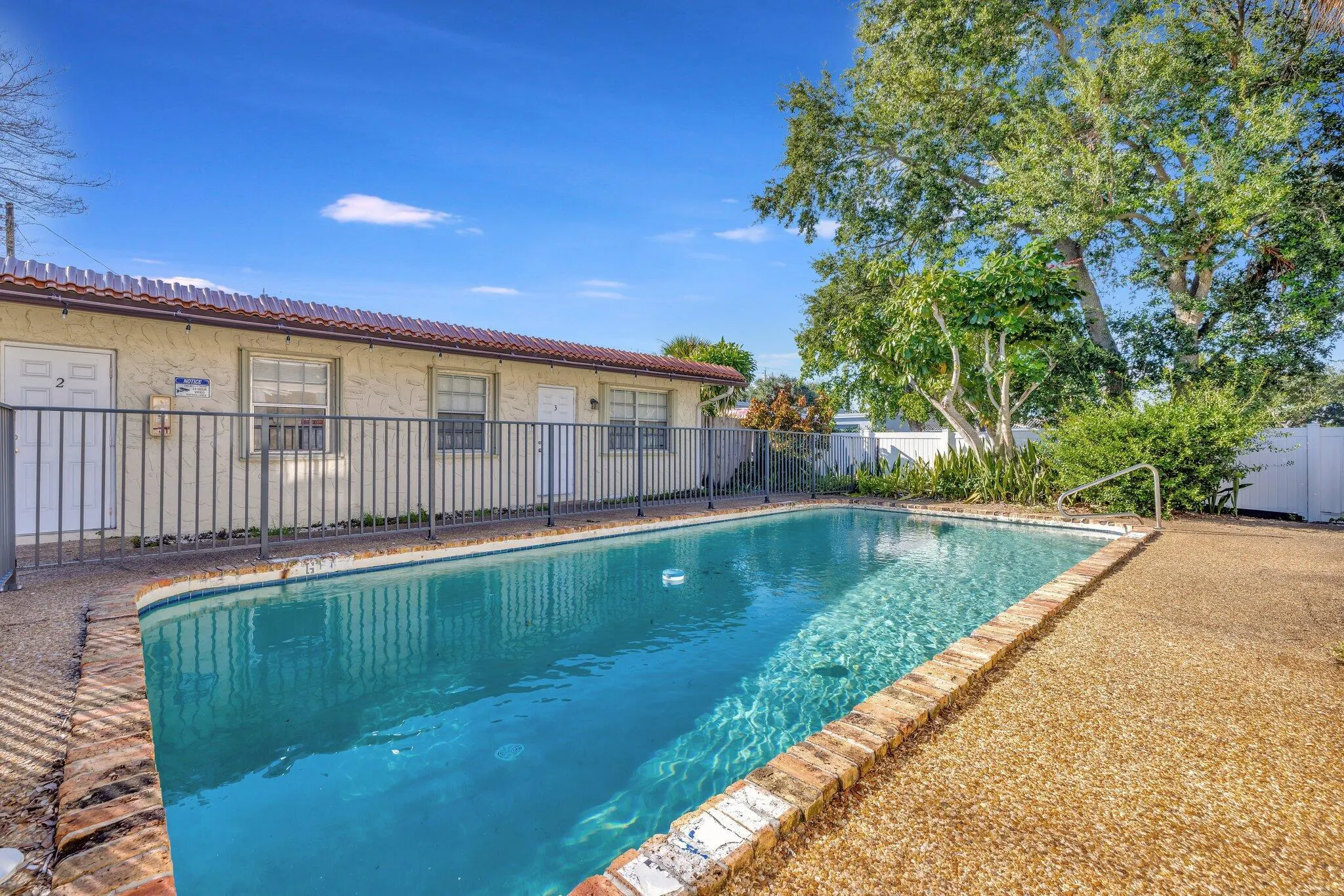 2731 NE 1 Terrace, #1-4