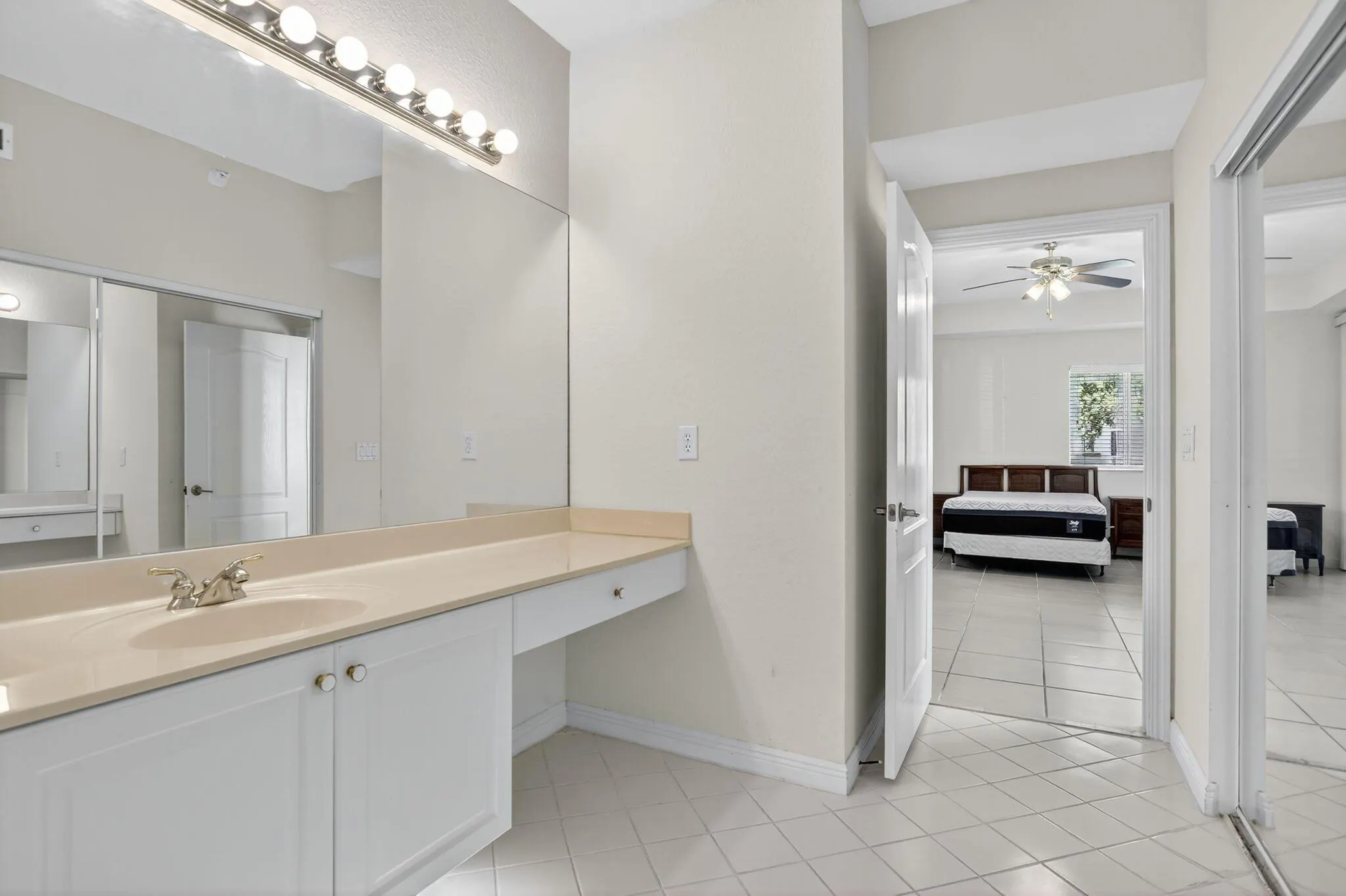 7715 Southampton Terrace, #115