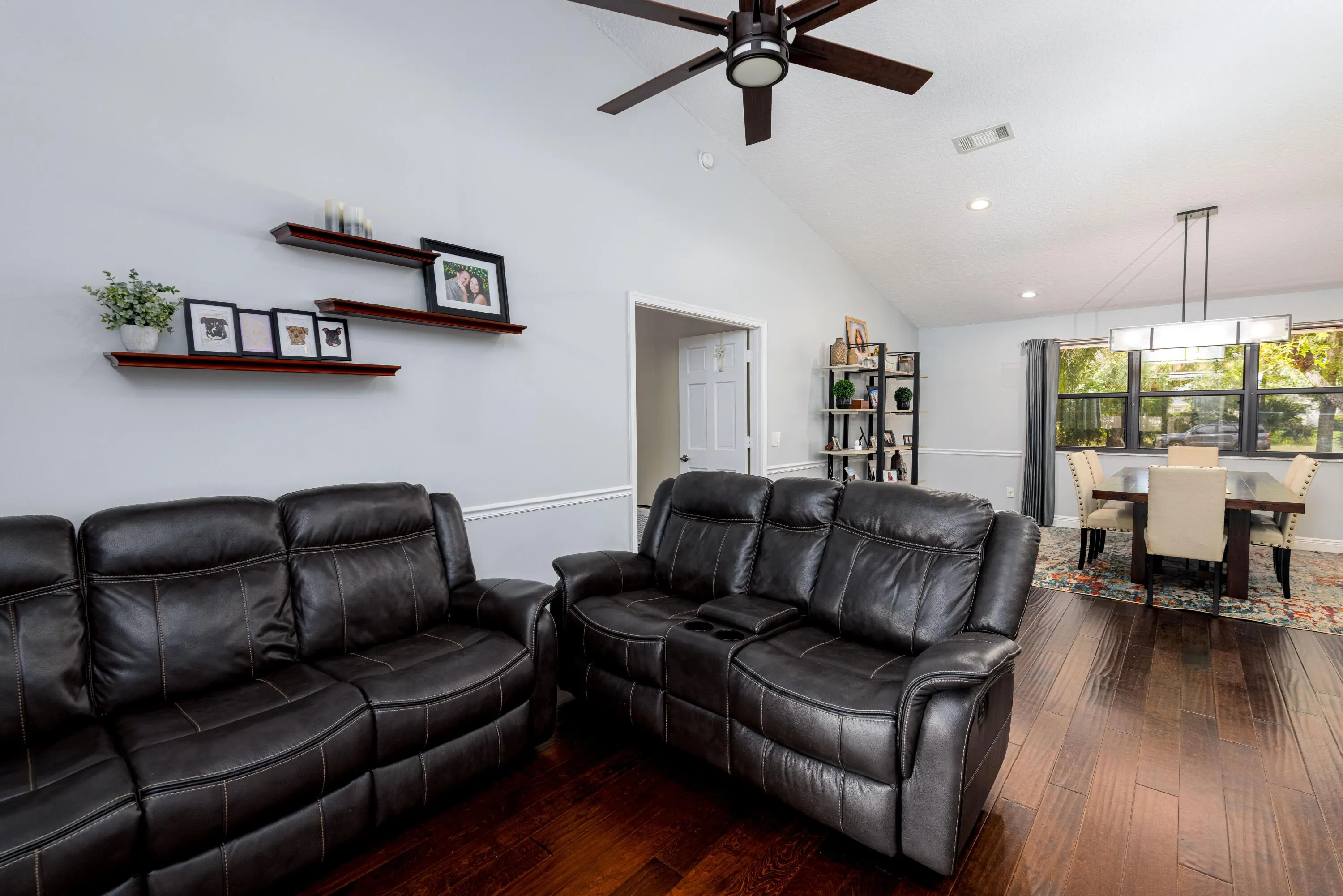 1225 SW Magnolia Bluff Drive