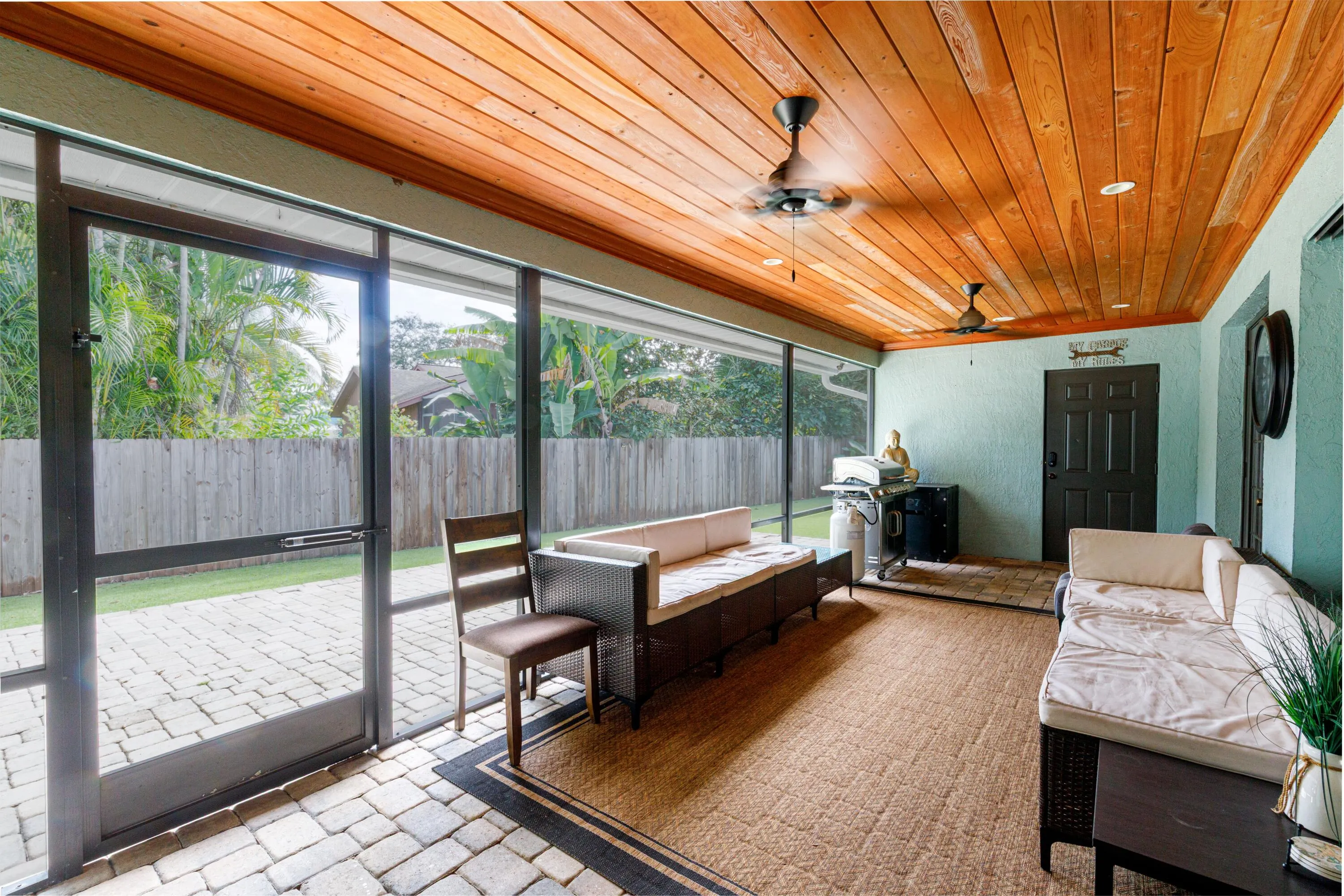 1225 SW Magnolia Bluff Drive
