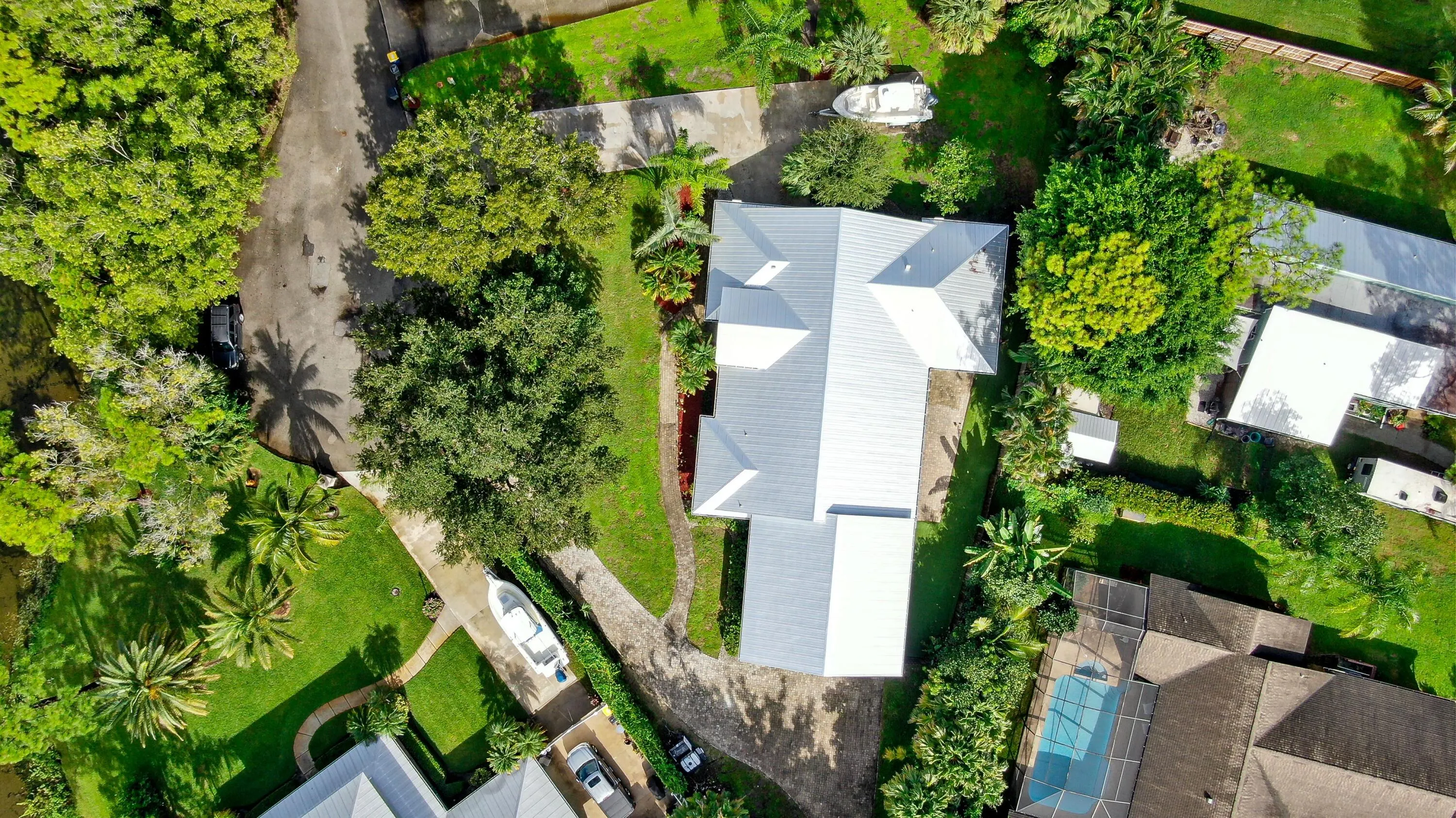 1225 SW Magnolia Bluff Drive