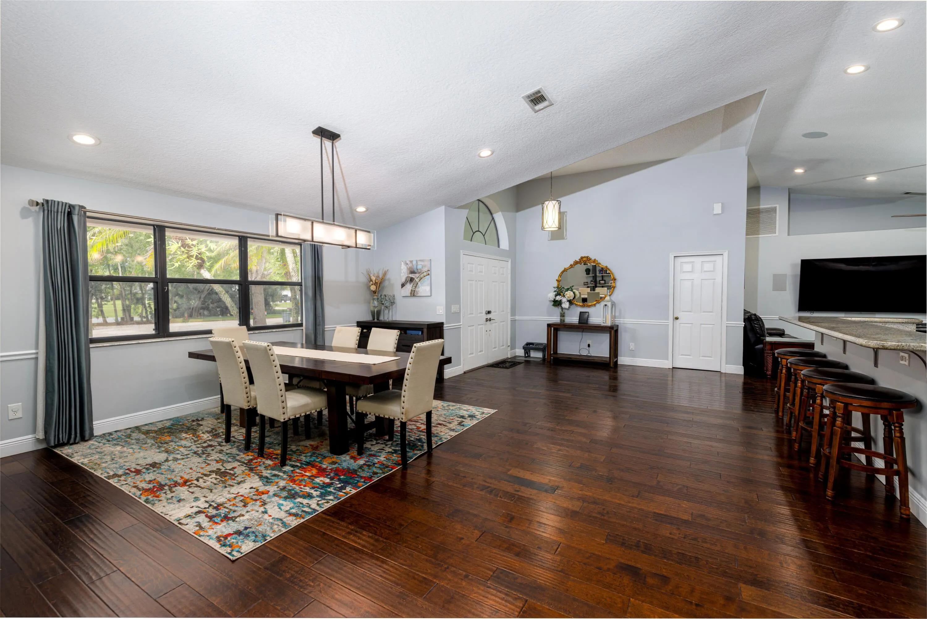 1225 SW Magnolia Bluff Drive